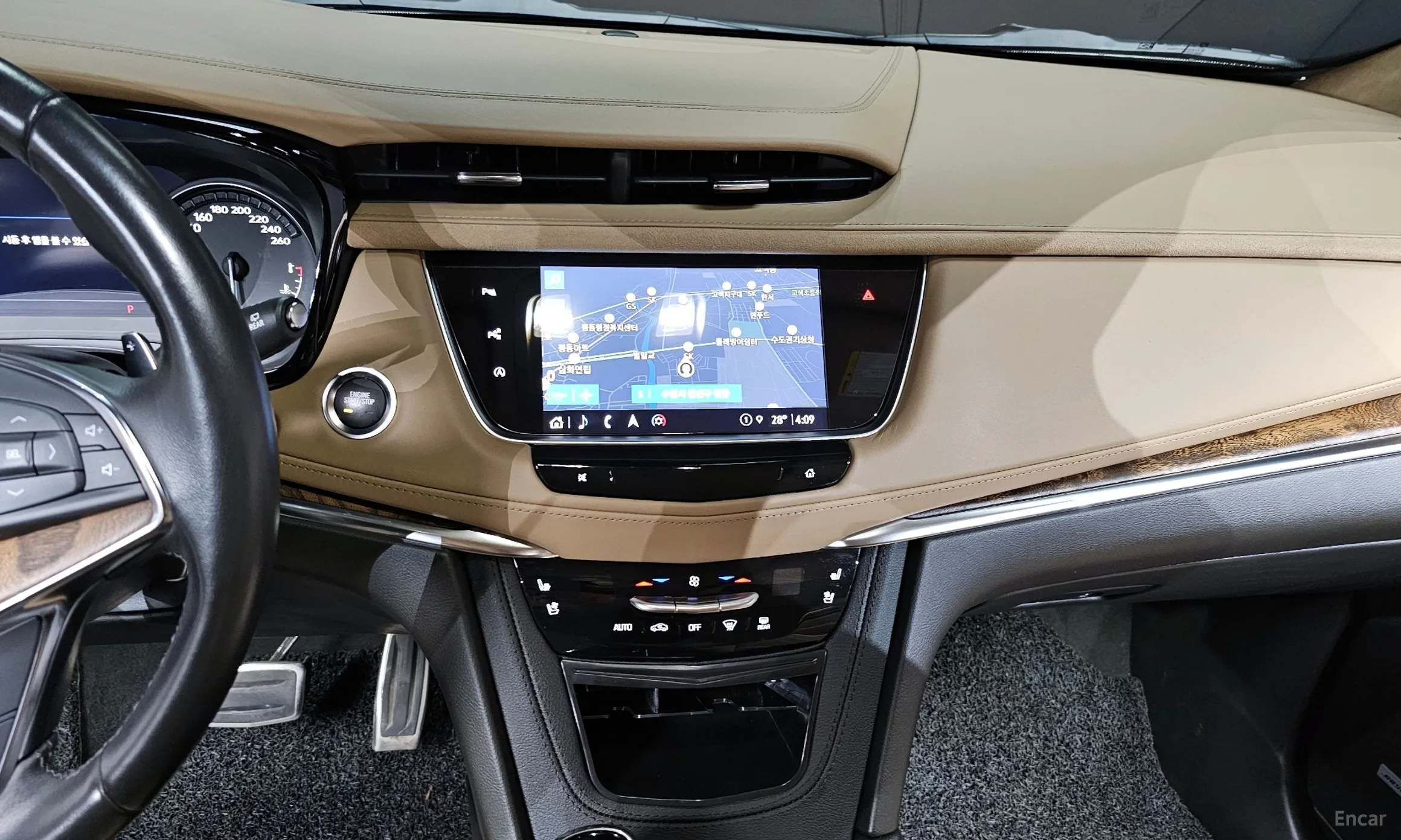 Cadillac XT5 превью 14