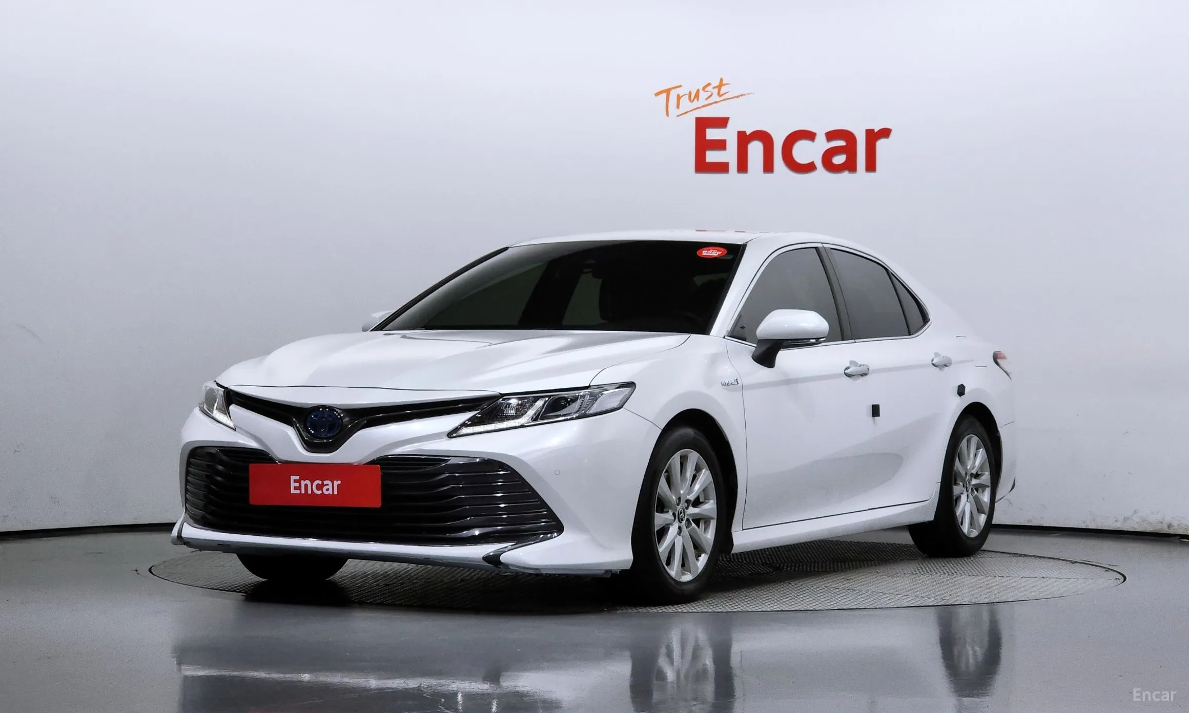 Camry (XV70)