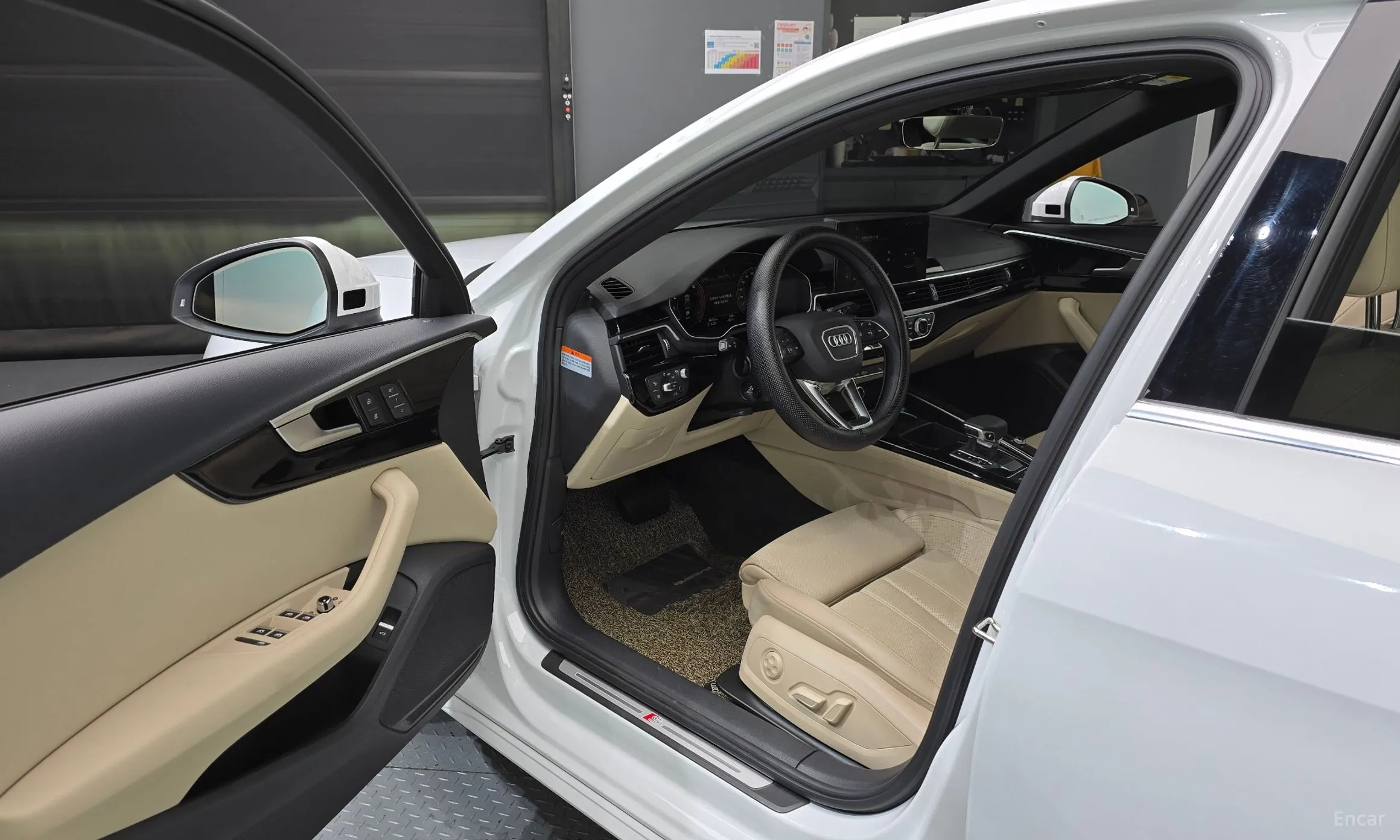 Audi A4 (B9) превью 10