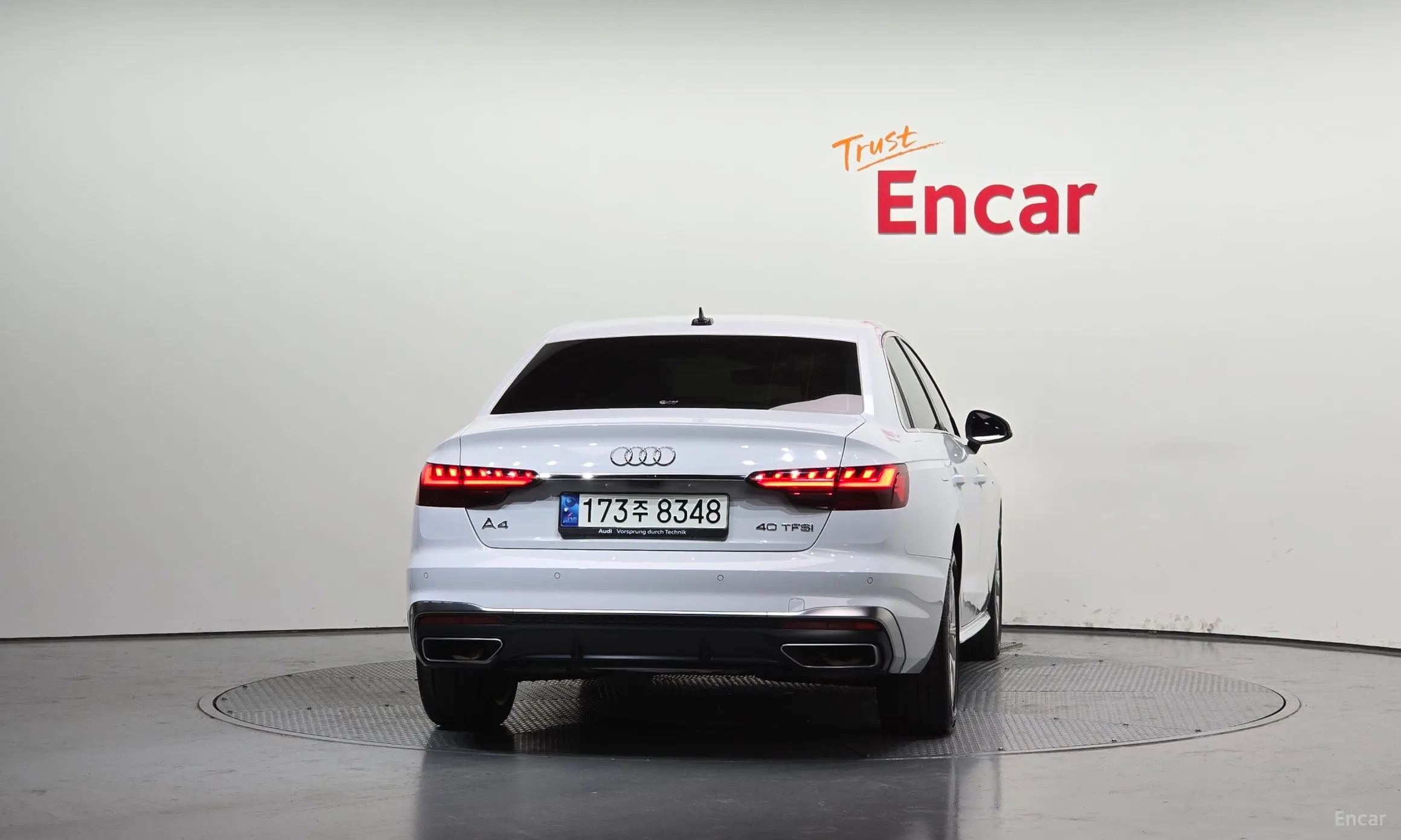 Audi A4 (B9) превью 4