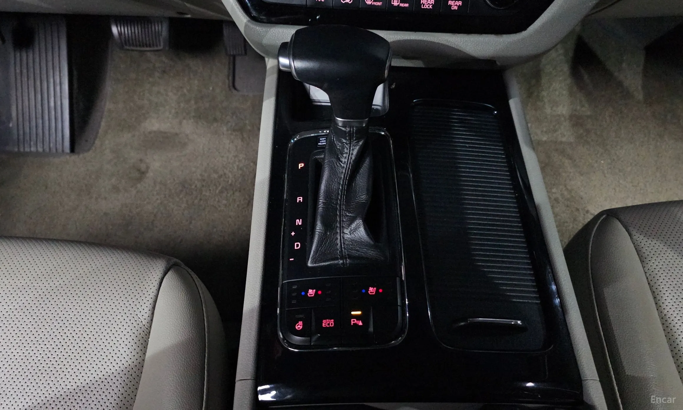 Kia Carnival превью 9