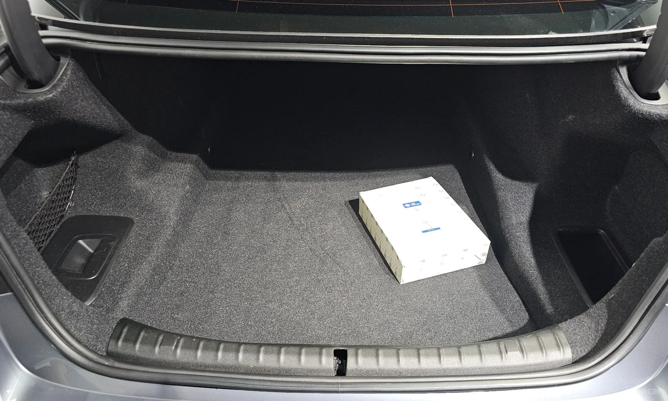 BMW 5 Series (G30) превью 20