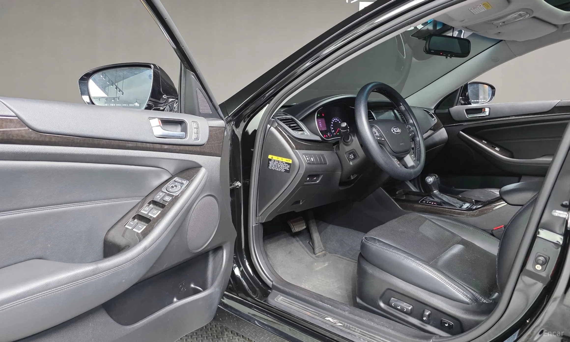 Kia K7 превью 12