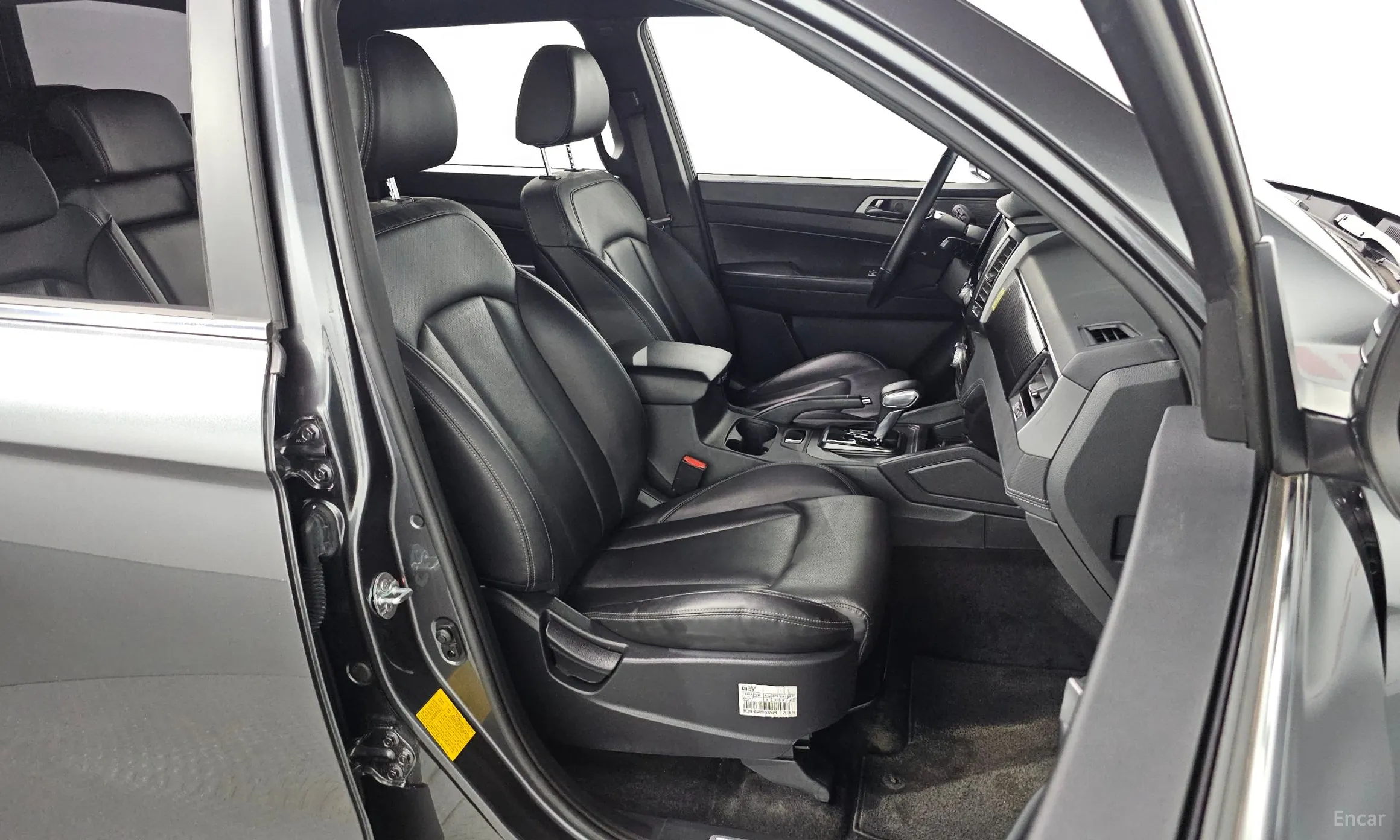 KG Mobility (SsangYong) Rexton Sports превью 12