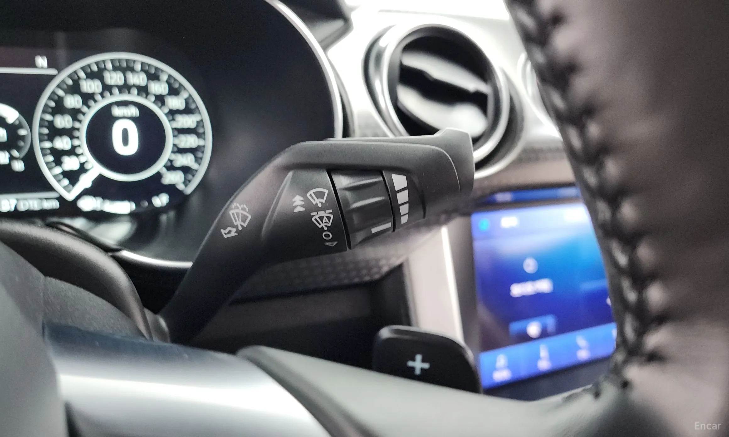 Ford Mustang превью 16