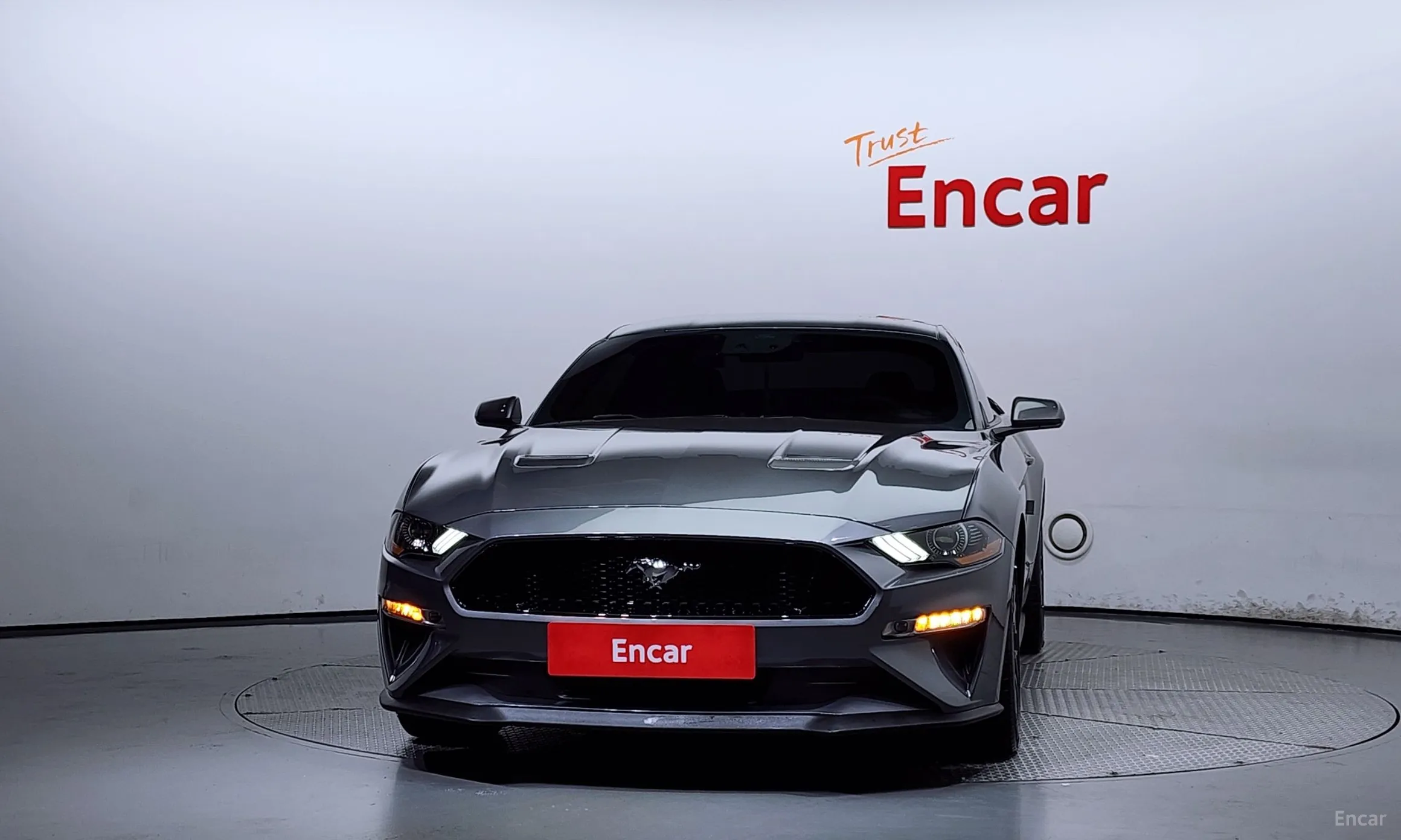 Ford Mustang превью 3
