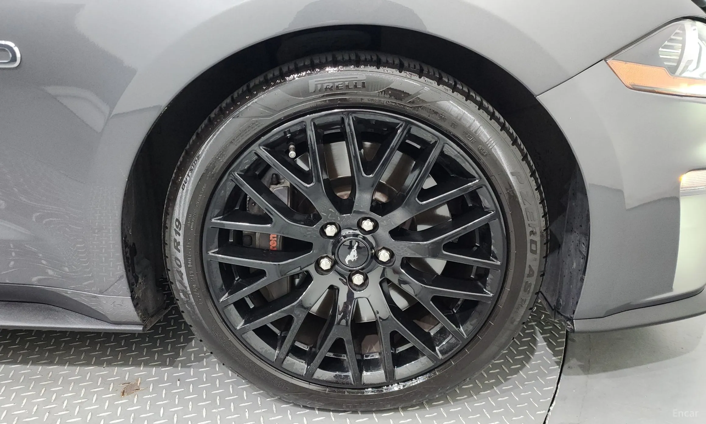 Ford Mustang превью 5