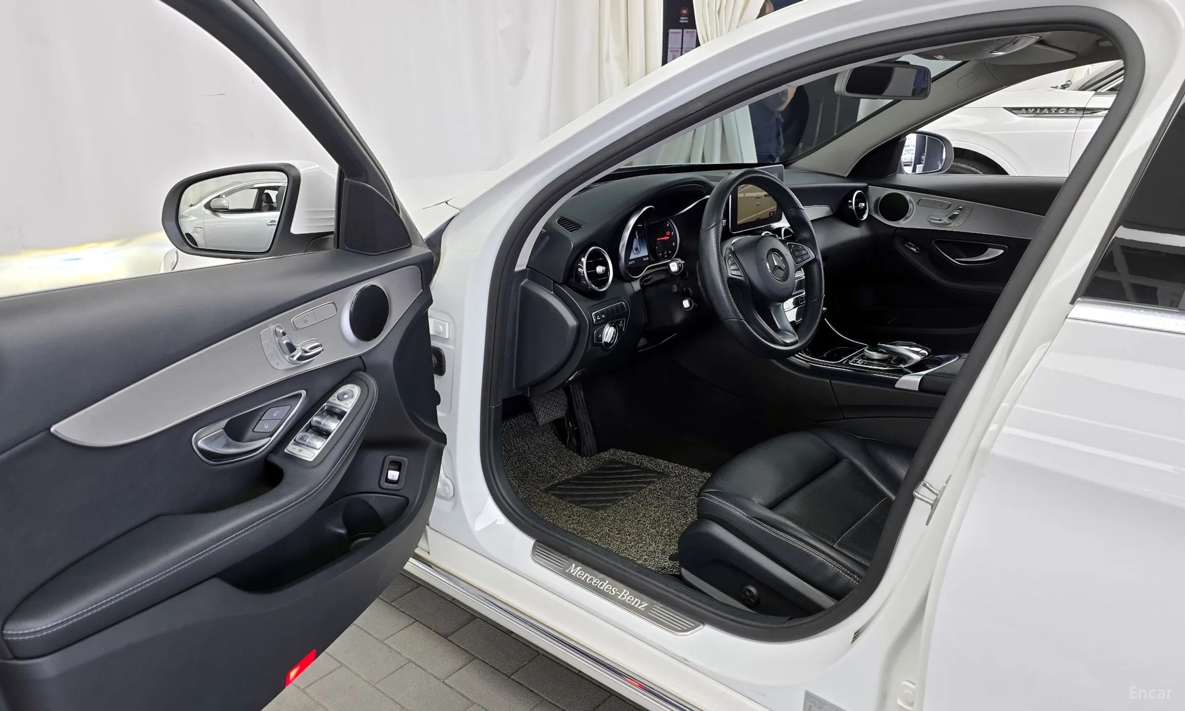 Mercedes Benz C-Class W205 превью 10