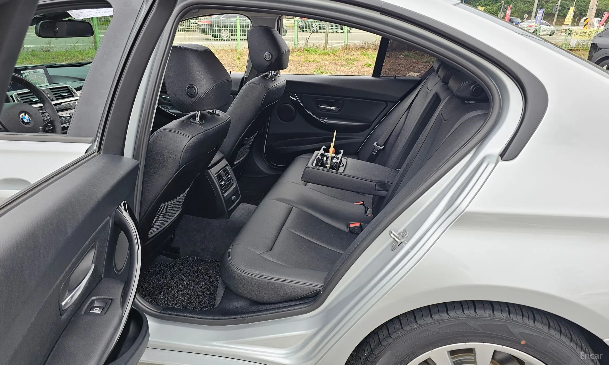 BMW 3 Series (F30) превью 11