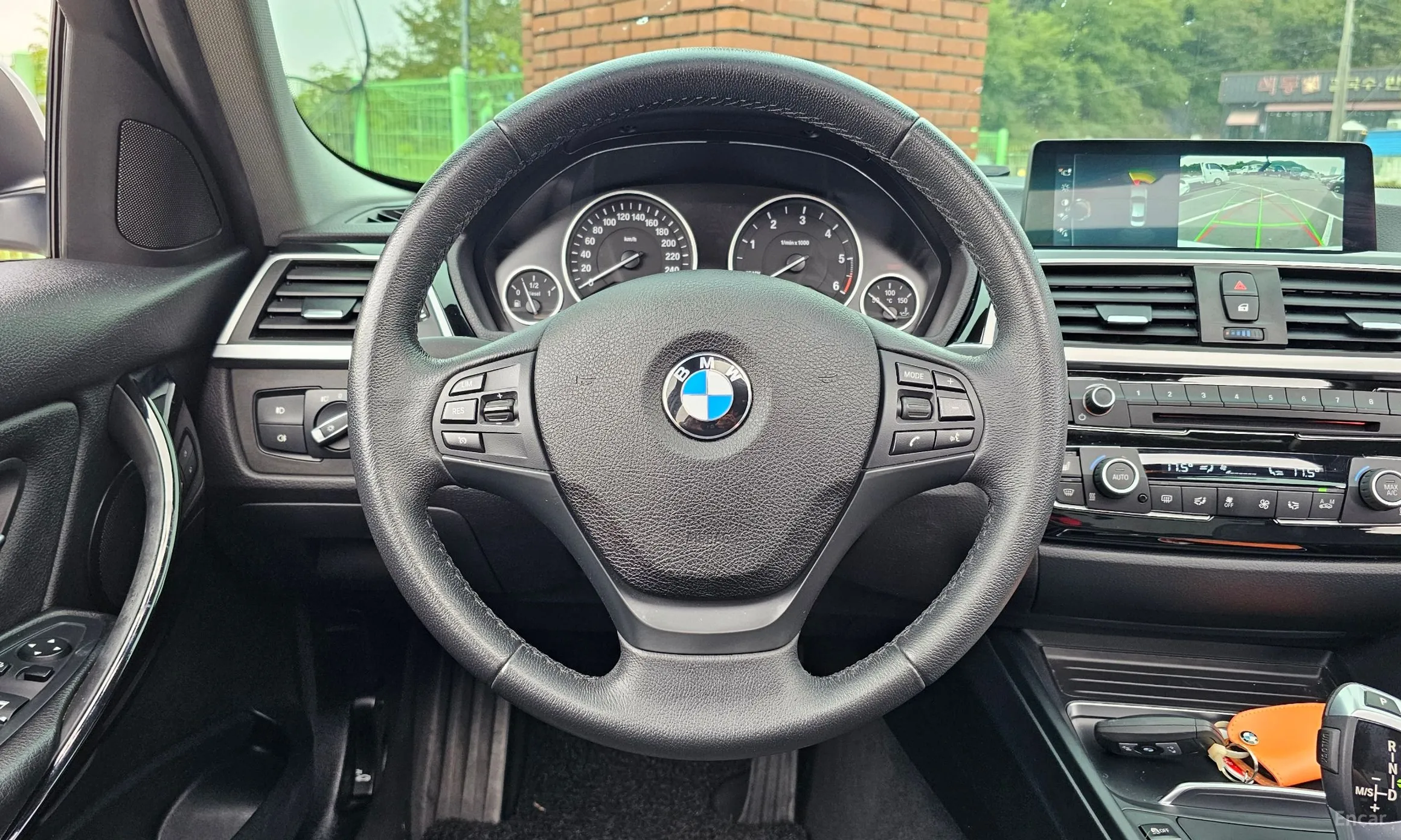 BMW 3 Series (F30) превью 15