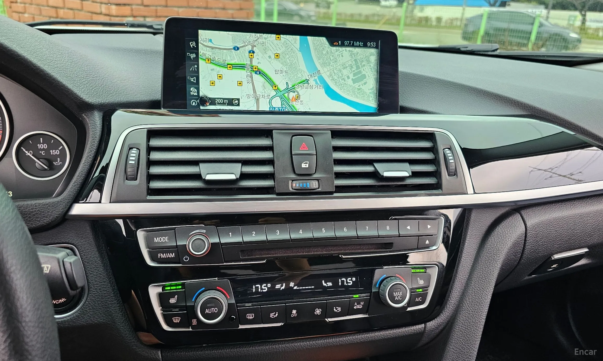 BMW 3 Series (F30) превью 18