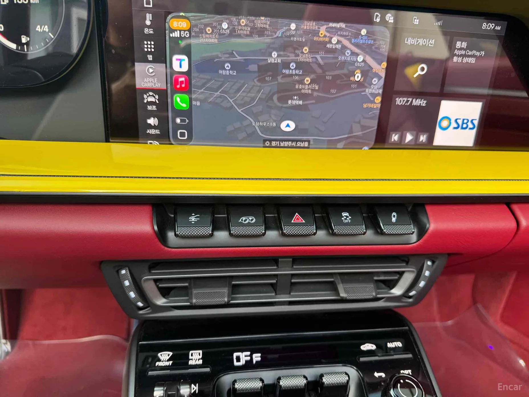 Porsche 911 (992) превью 11
