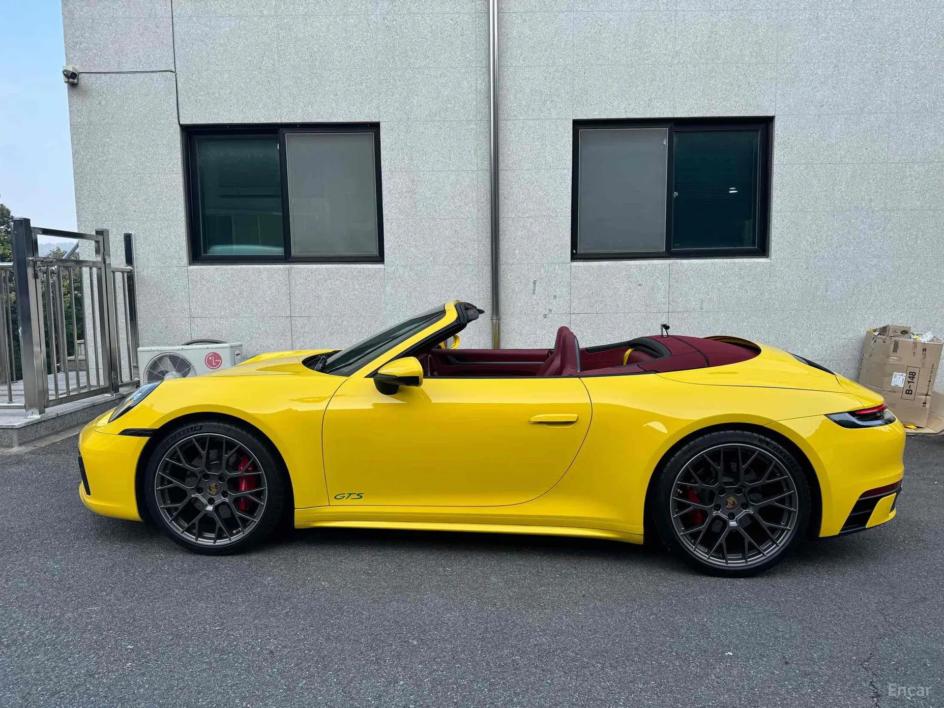 Porsche 911 (992) превью 2