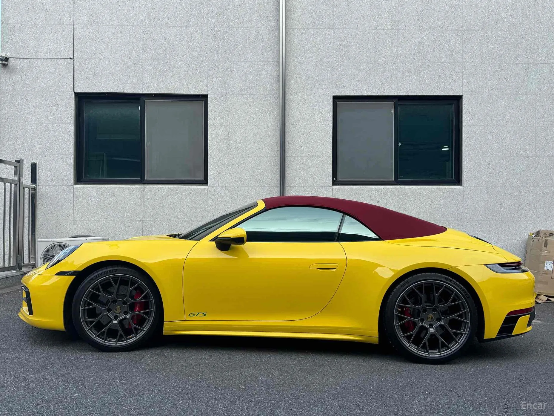 Porsche 911 (992) превью 3