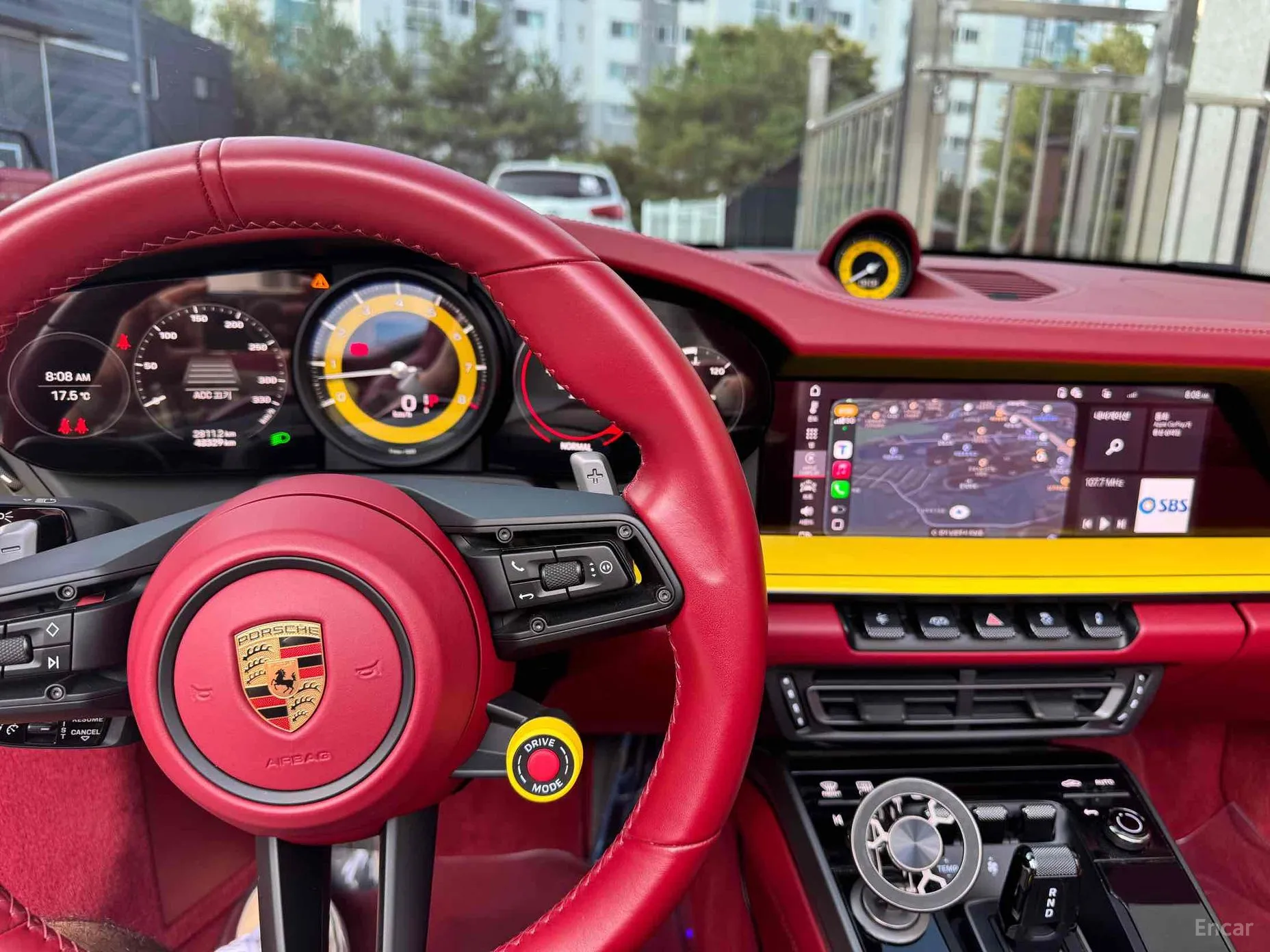 Porsche 911 (992) превью 9