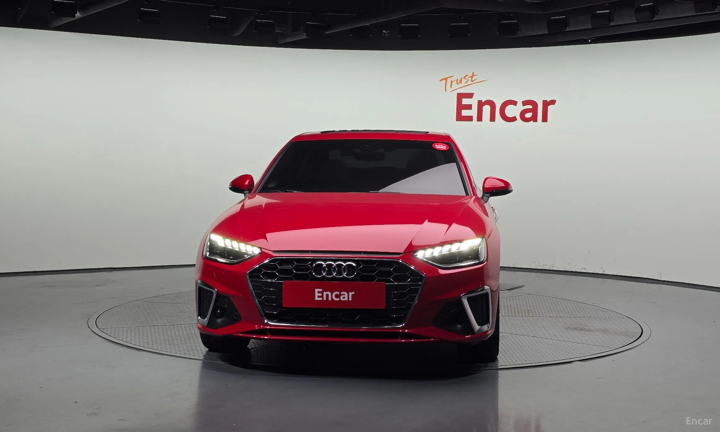 Audi A4 (B9) превью 3