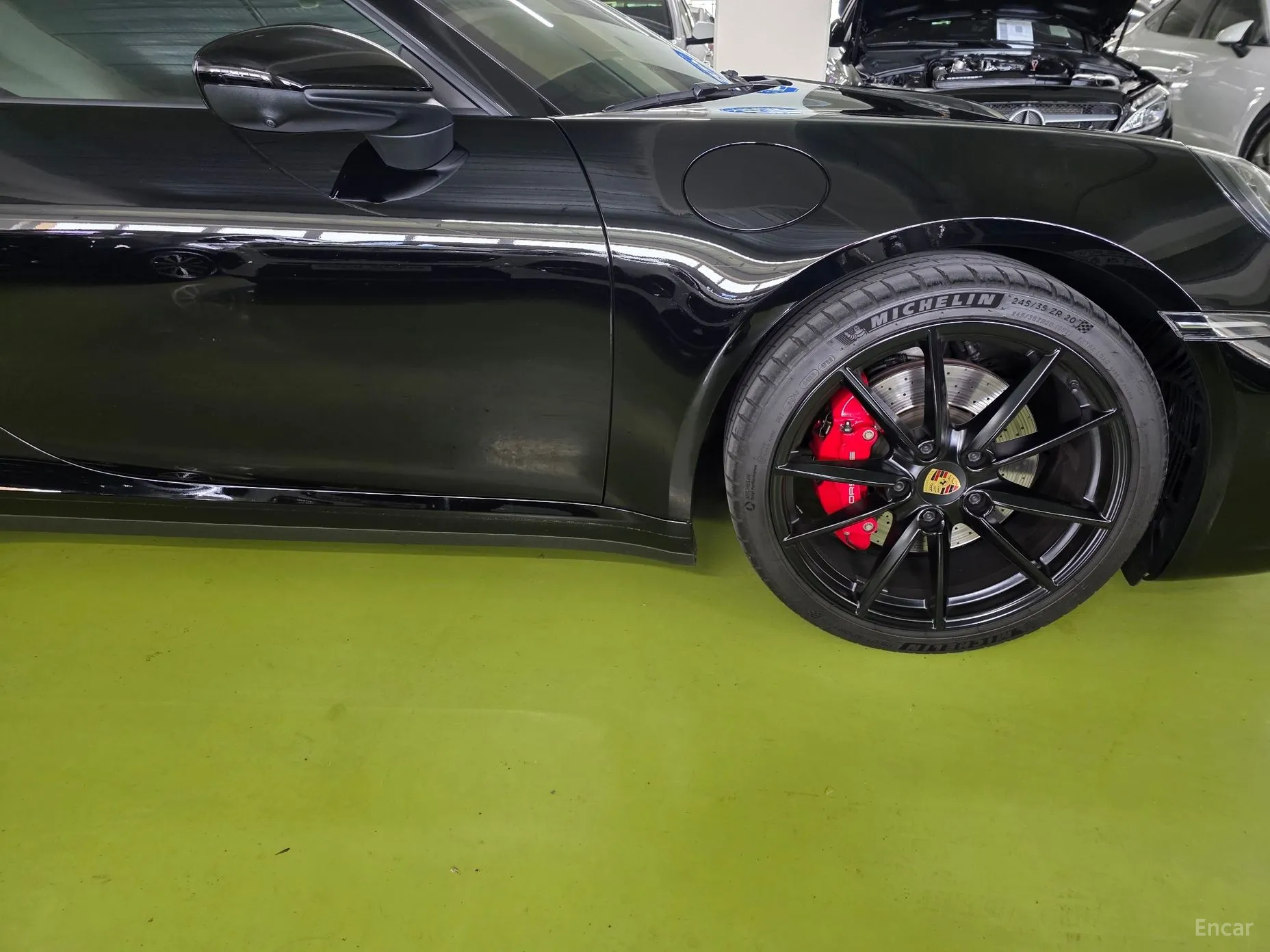 Porsche 911 (992) превью 4