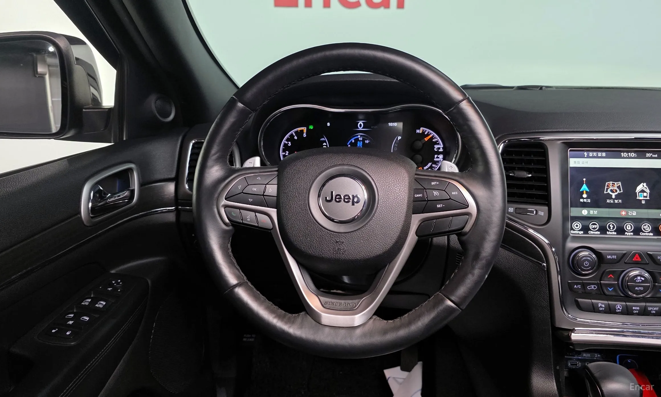 Jeep Grand Cherokee превью 13
