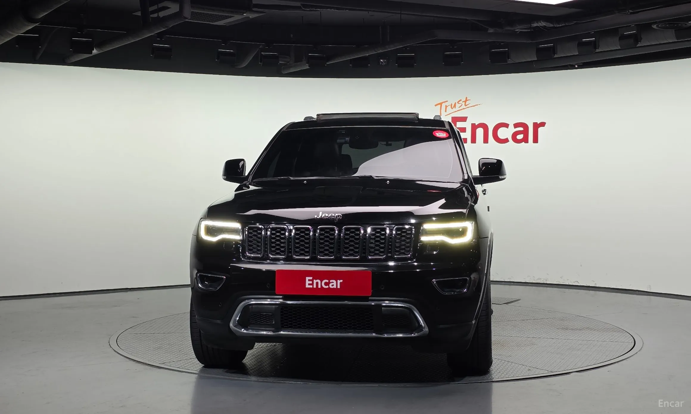 Jeep Grand Cherokee превью 3