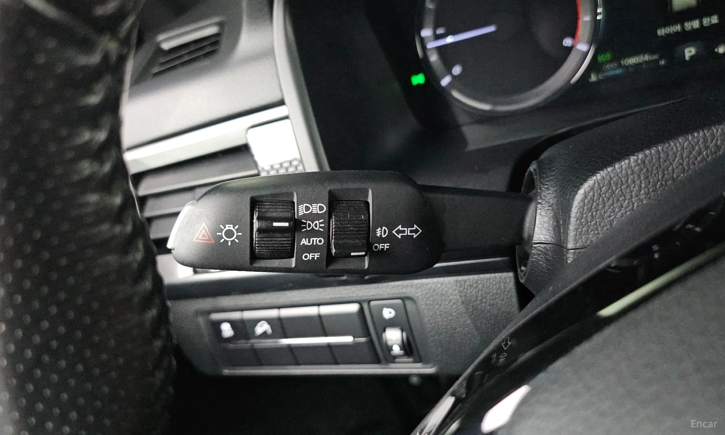 KG Mobility (SsangYong) Rexton Sports превью 15