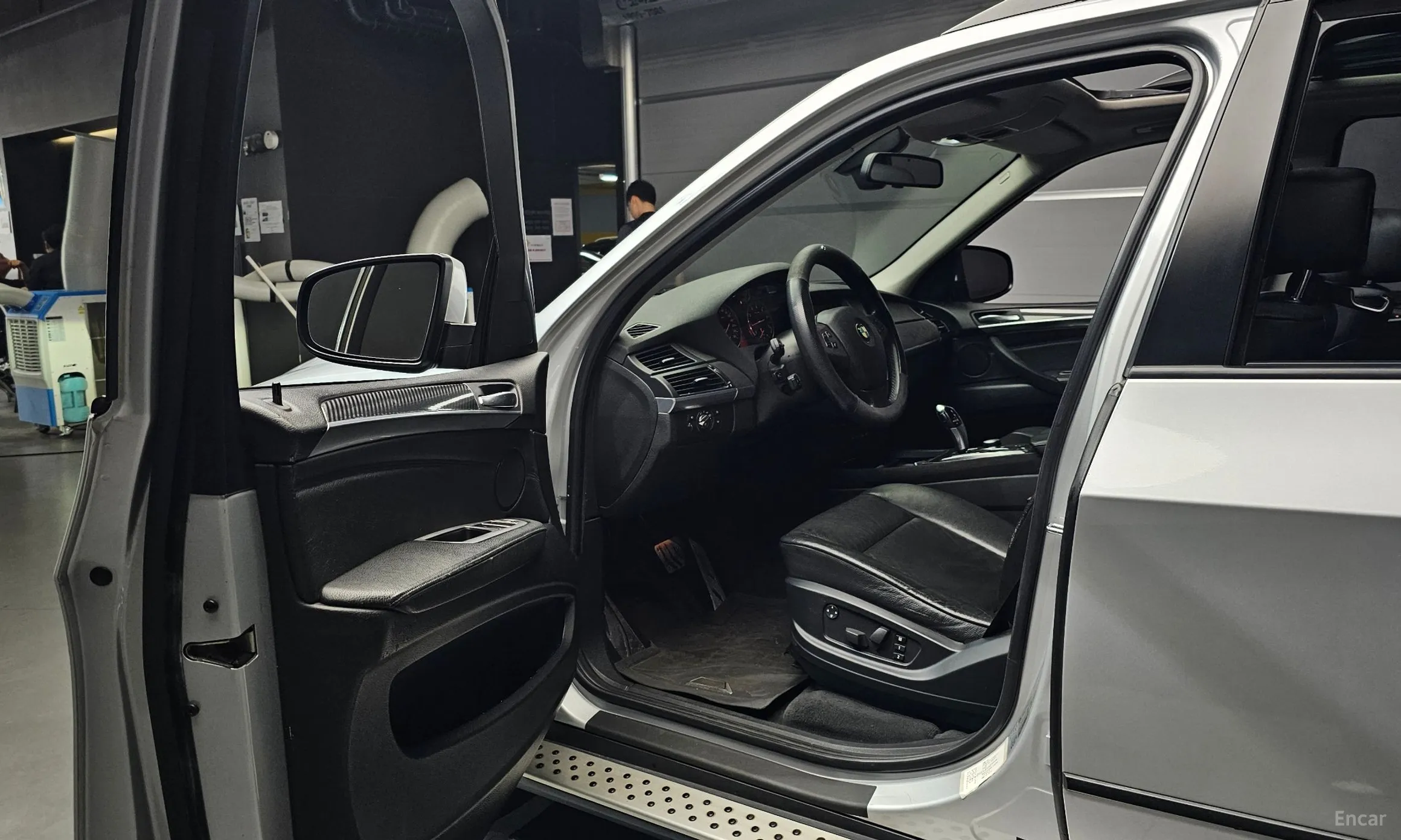 BMW X5 (E70) превью 11