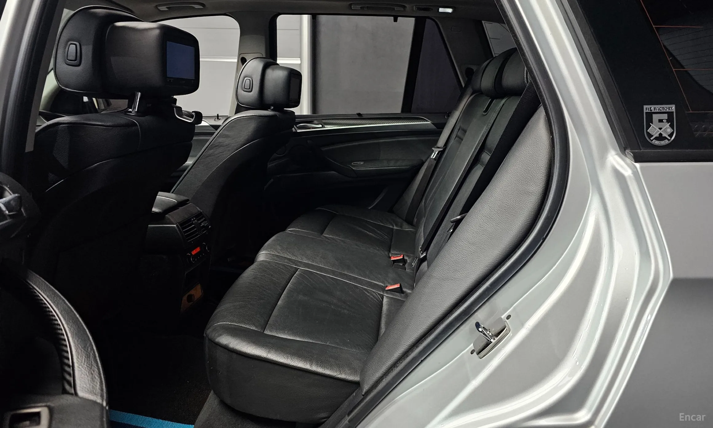 BMW X5 (E70) превью 12
