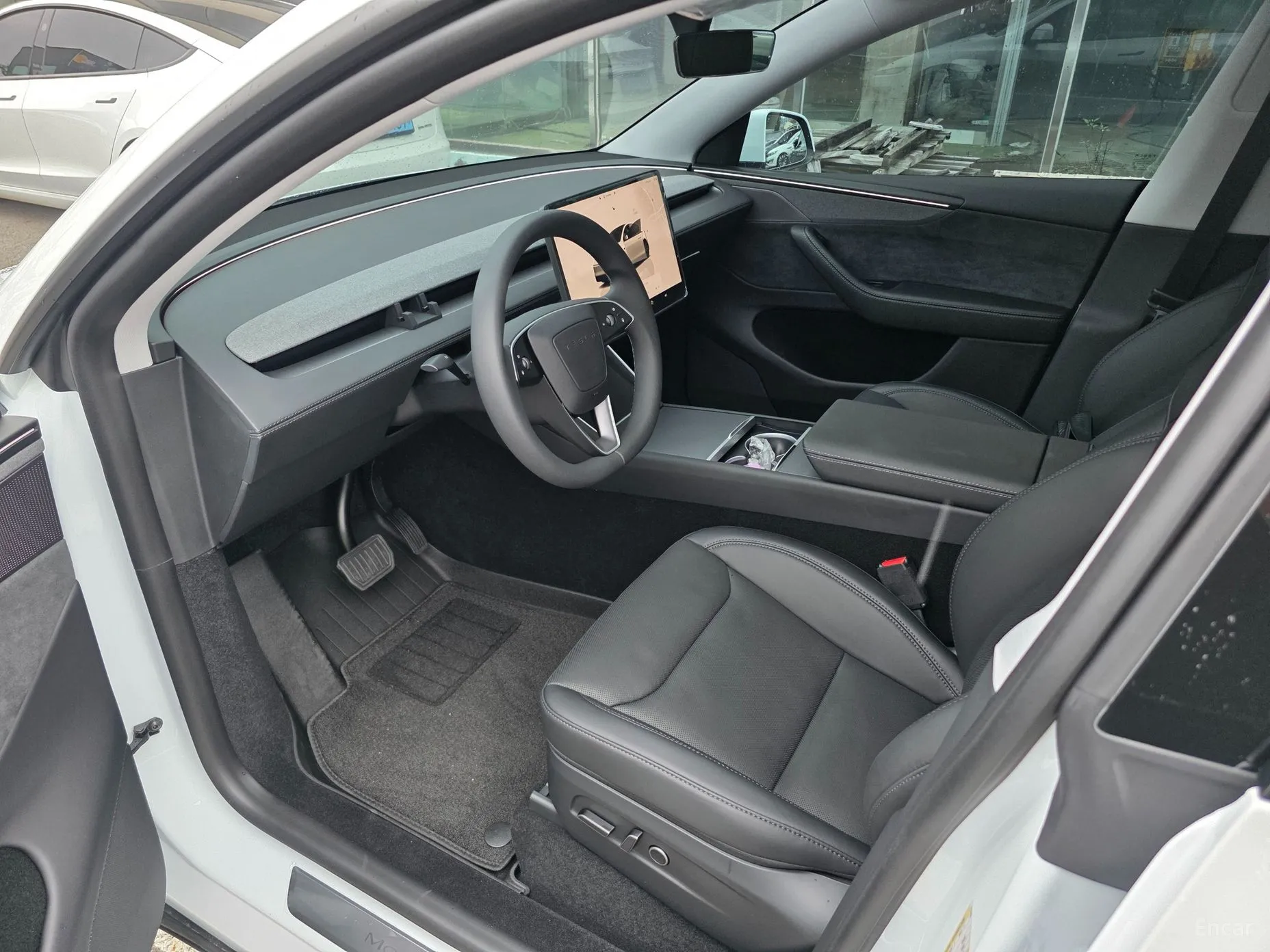 Tesla Model Y превью 7