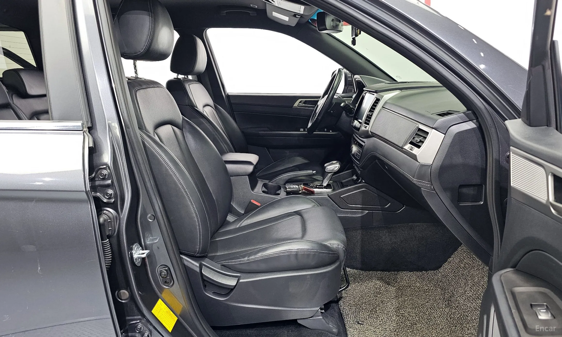 KG Mobility (SsangYong) Rexton Sports Khan превью 10