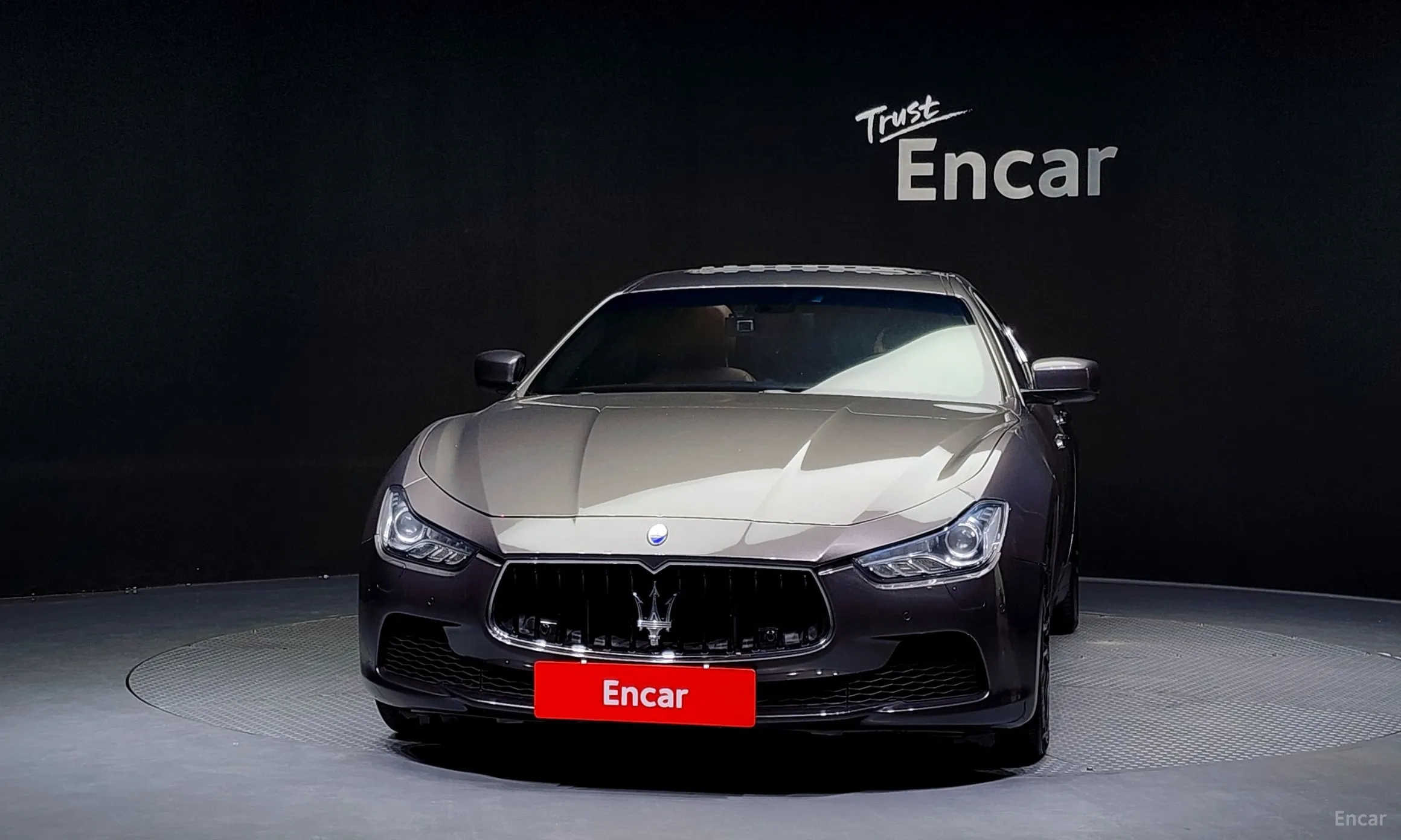 Maserati Ghibli превью 3