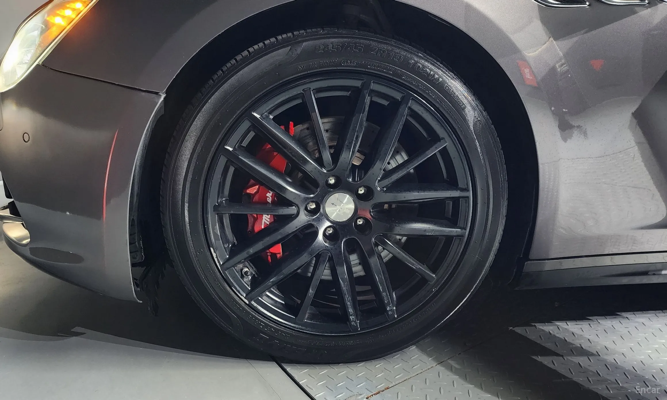 Maserati Ghibli превью 5