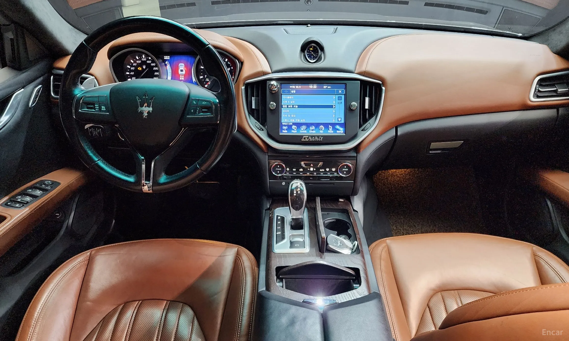 Maserati Ghibli превью 7