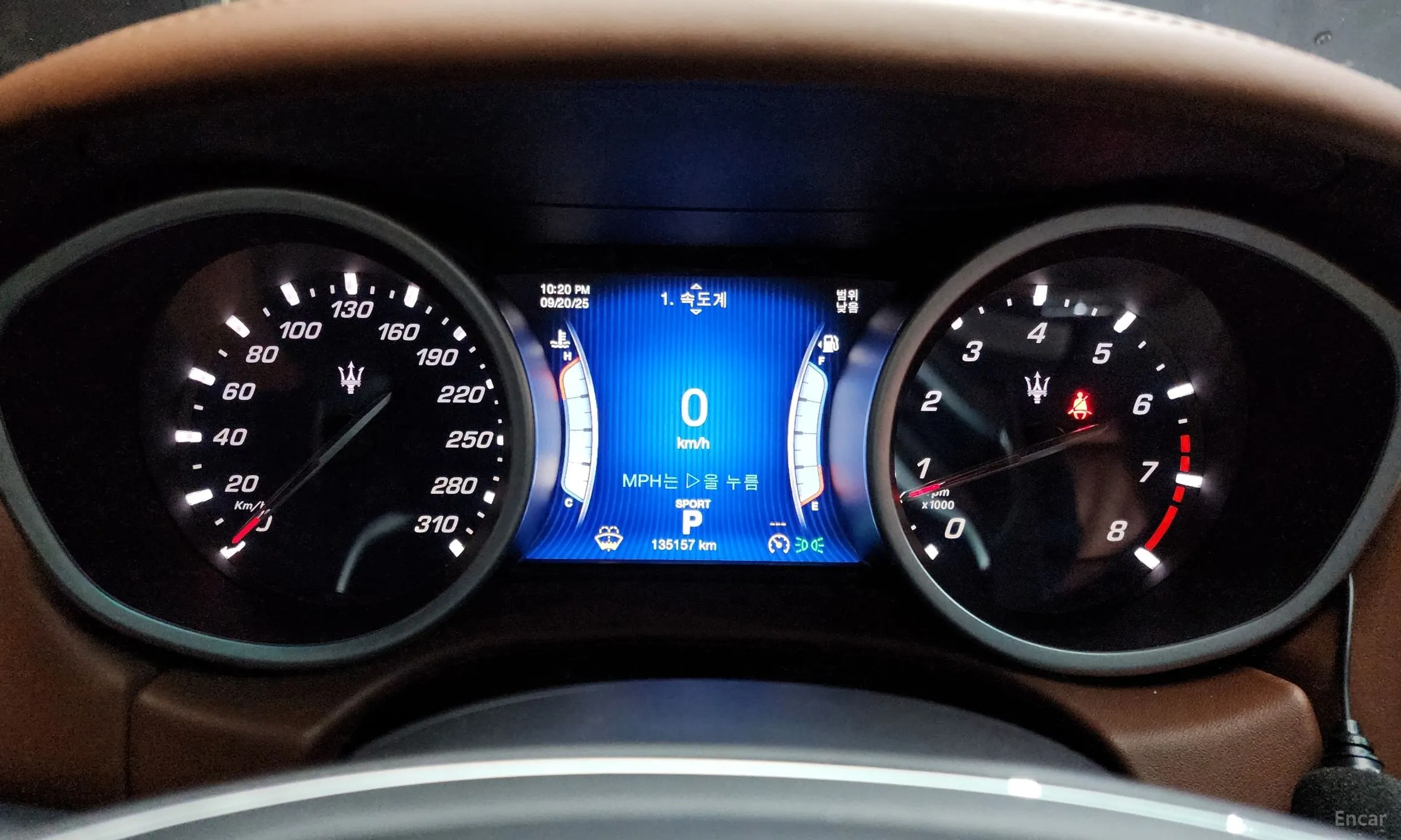 Maserati Ghibli превью 8