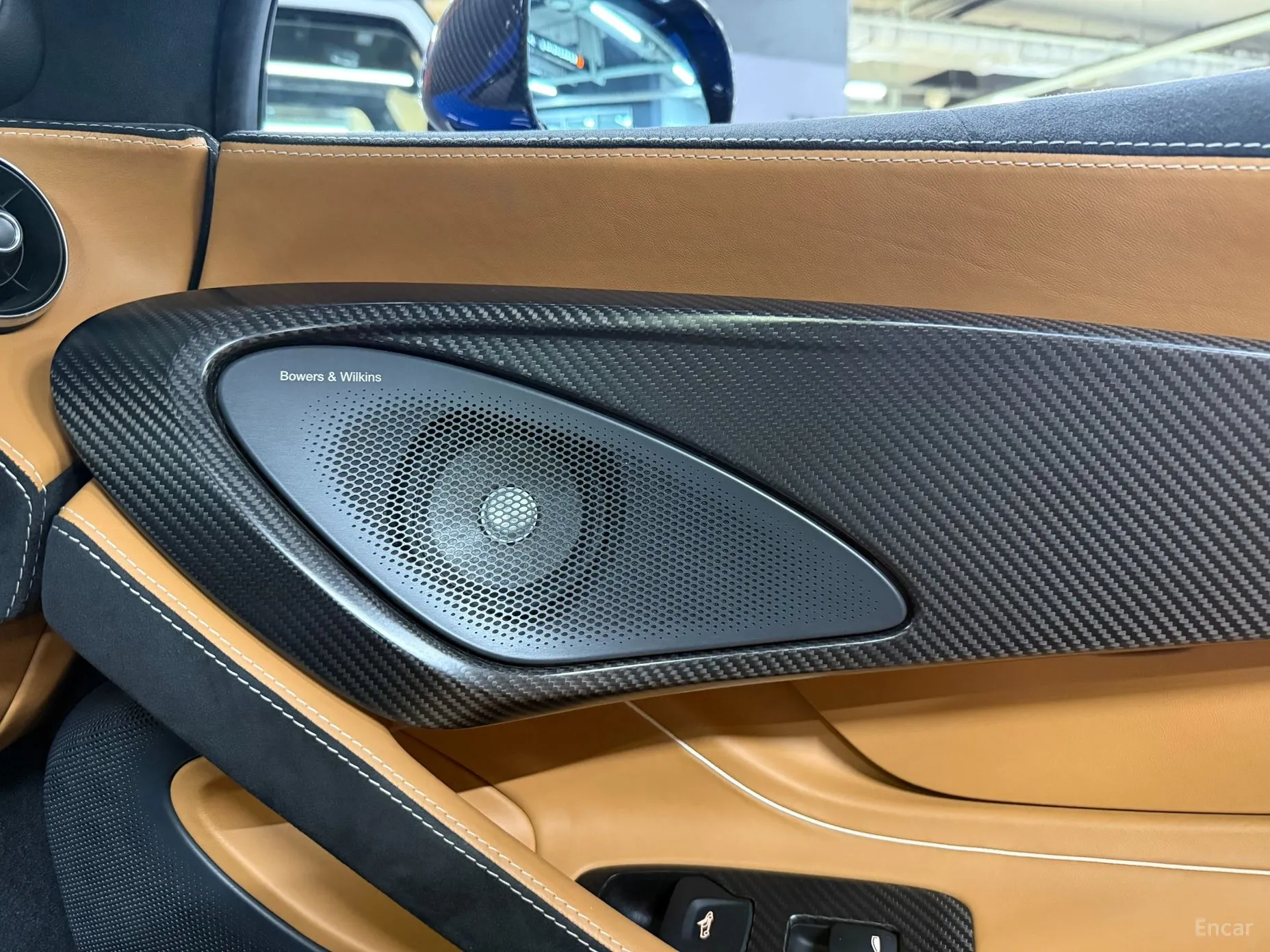 McLaren 570S превью 15
