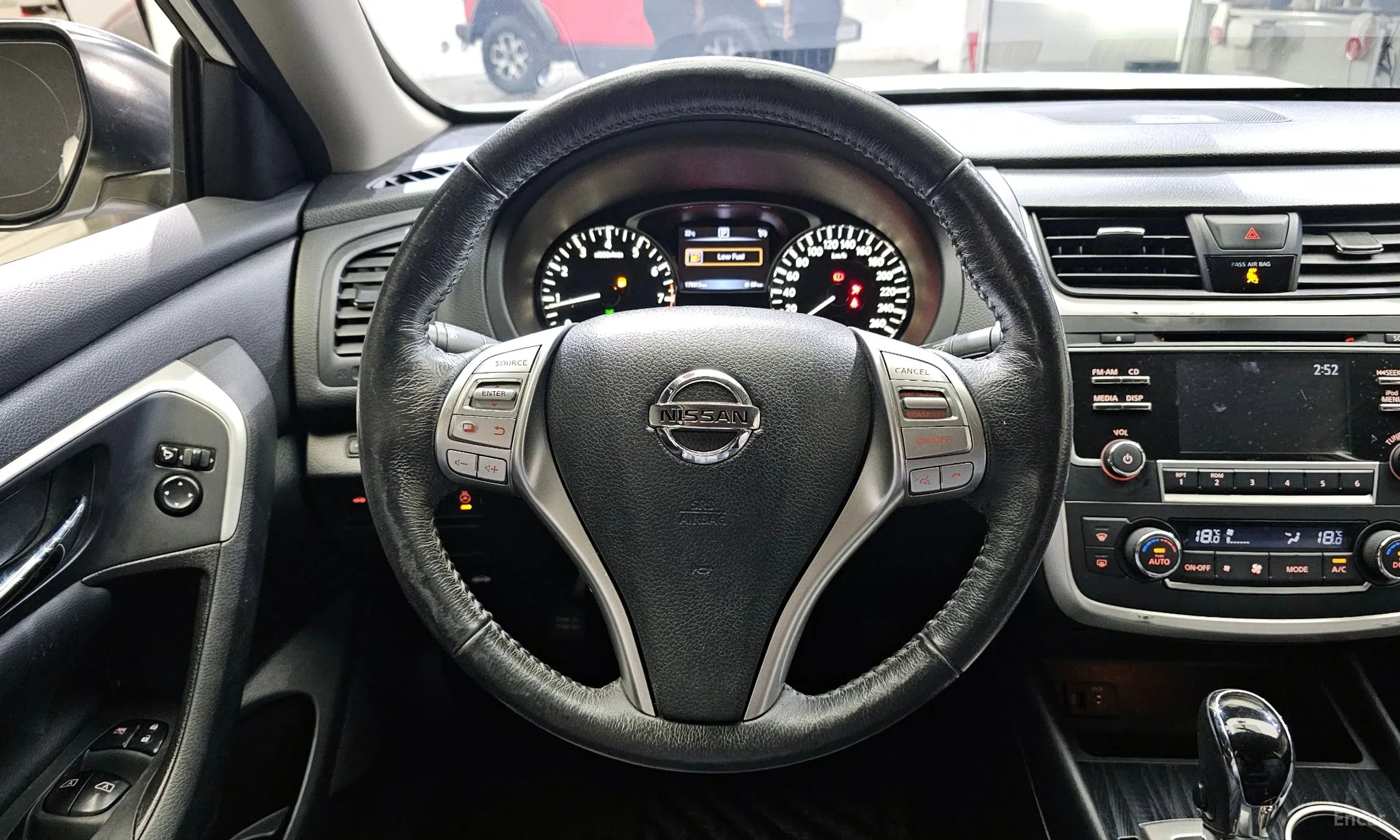 Nissan Altima превью 13