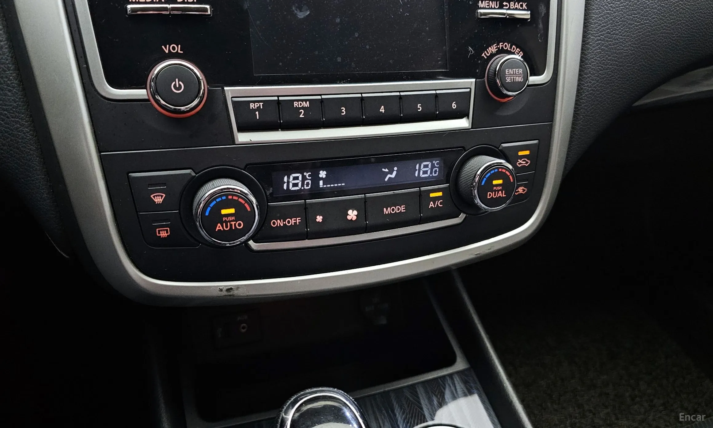 Nissan Altima превью 18