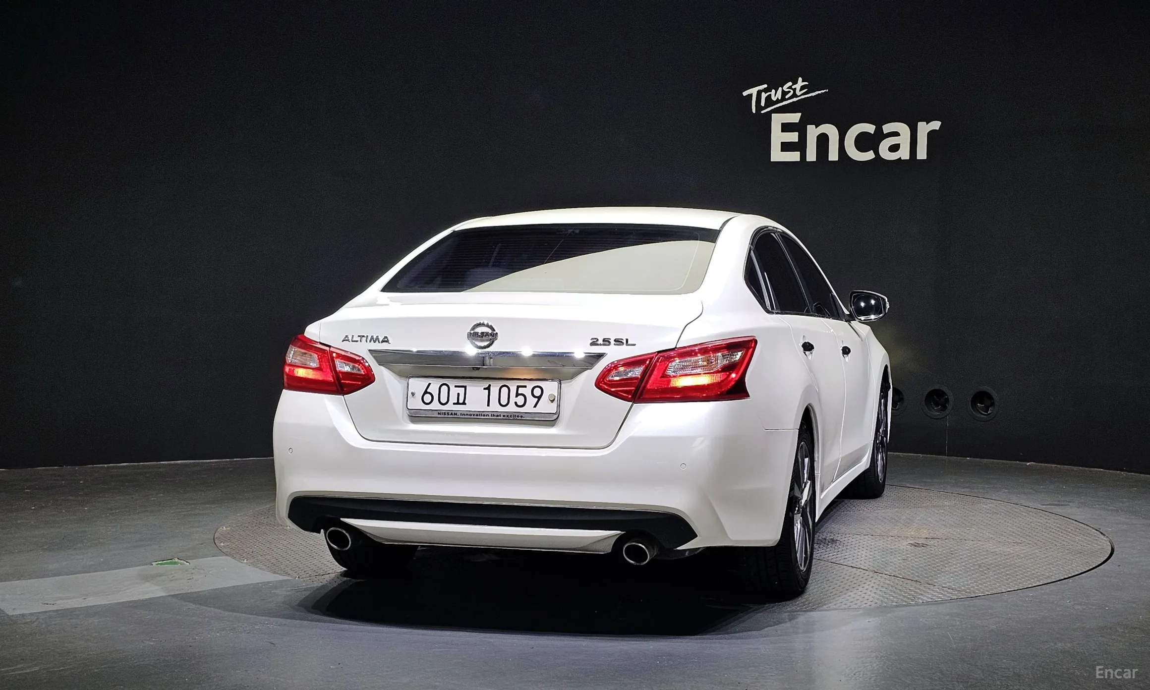 Nissan Altima превью 4