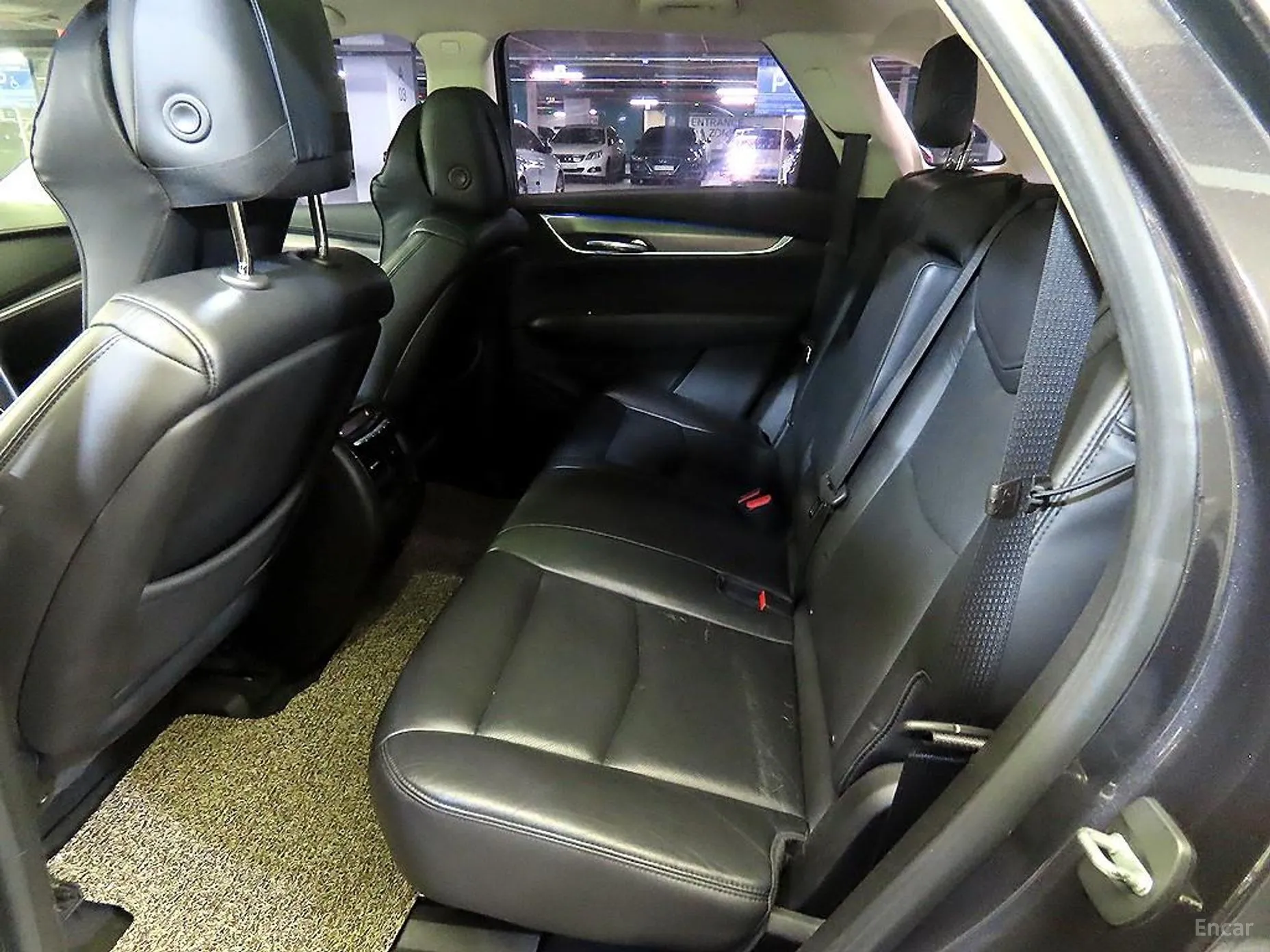 Cadillac XT5 превью 7