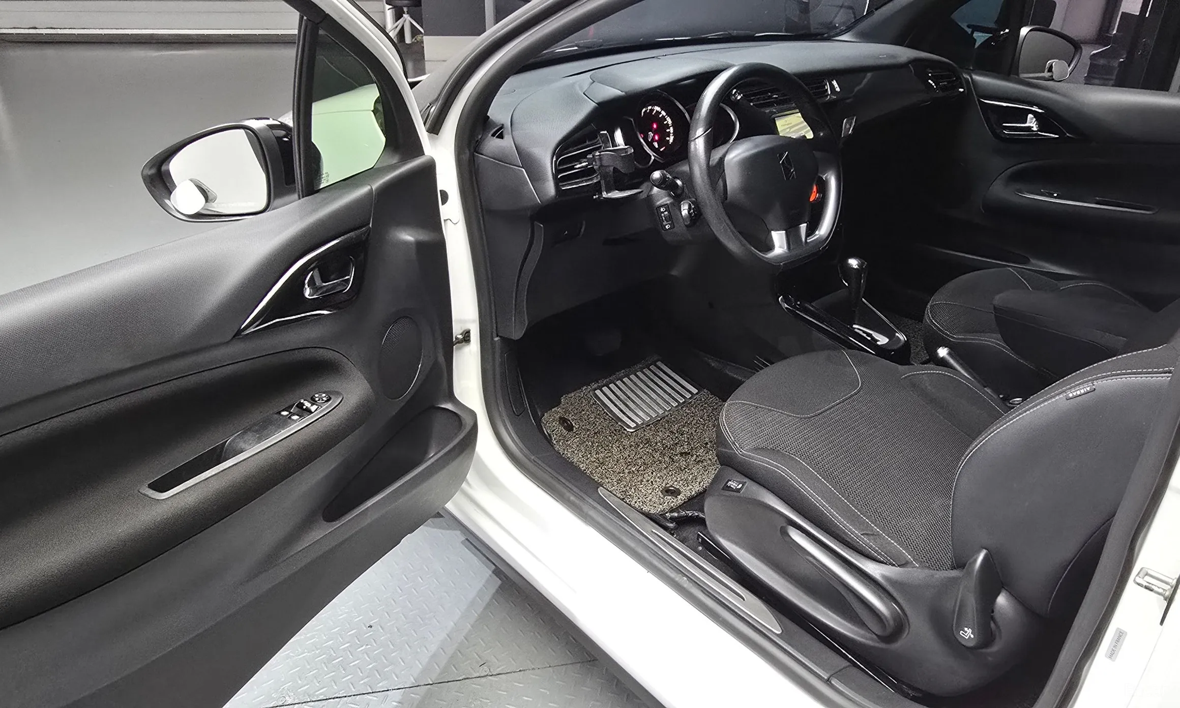 Citroën/DS DS3 превью 11