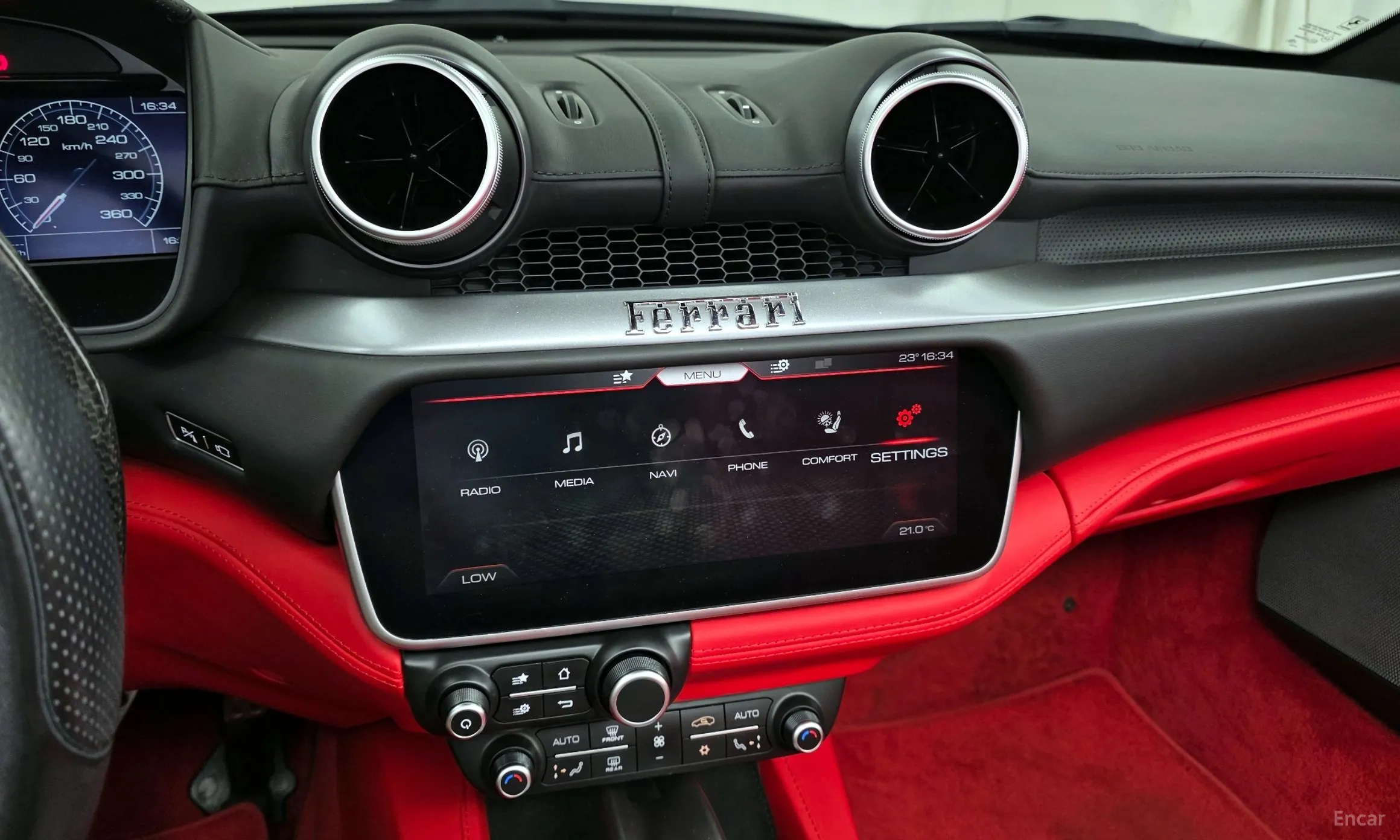 Ferrari Portofino превью 14