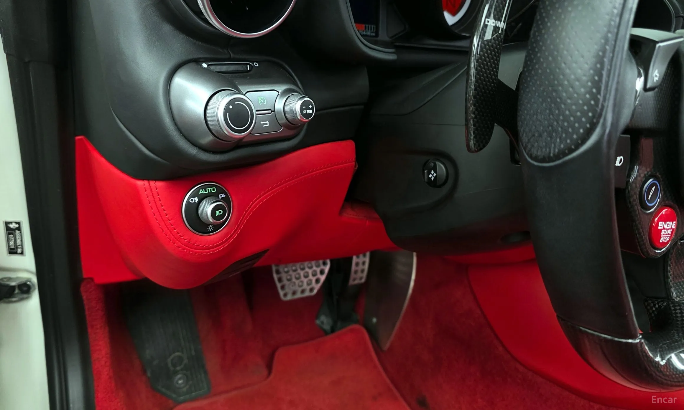 Ferrari Portofino превью 18