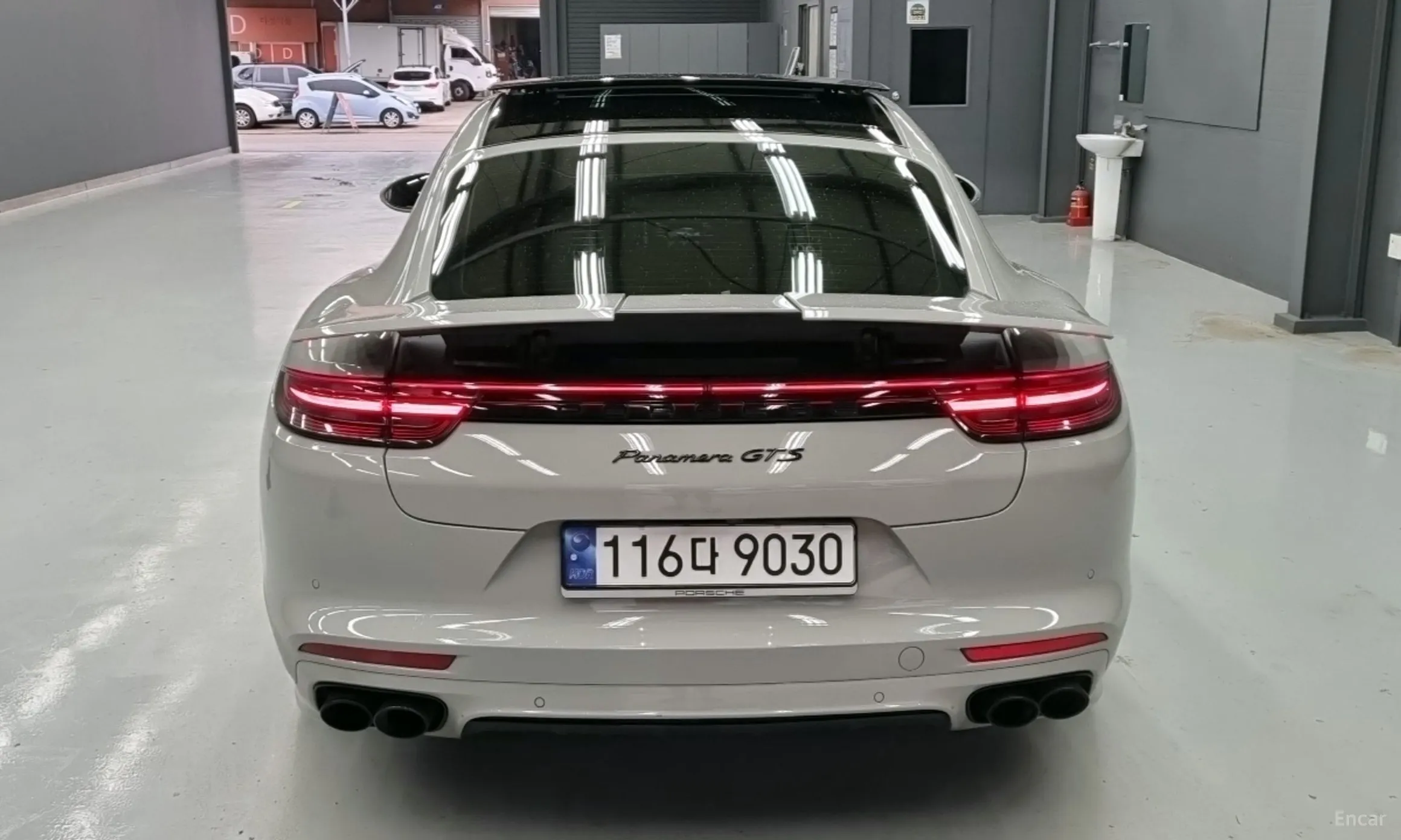 Porsche Panamera (971) превью 4