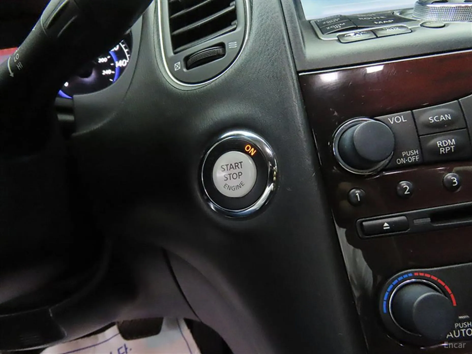 Infiniti EX35 превью 11