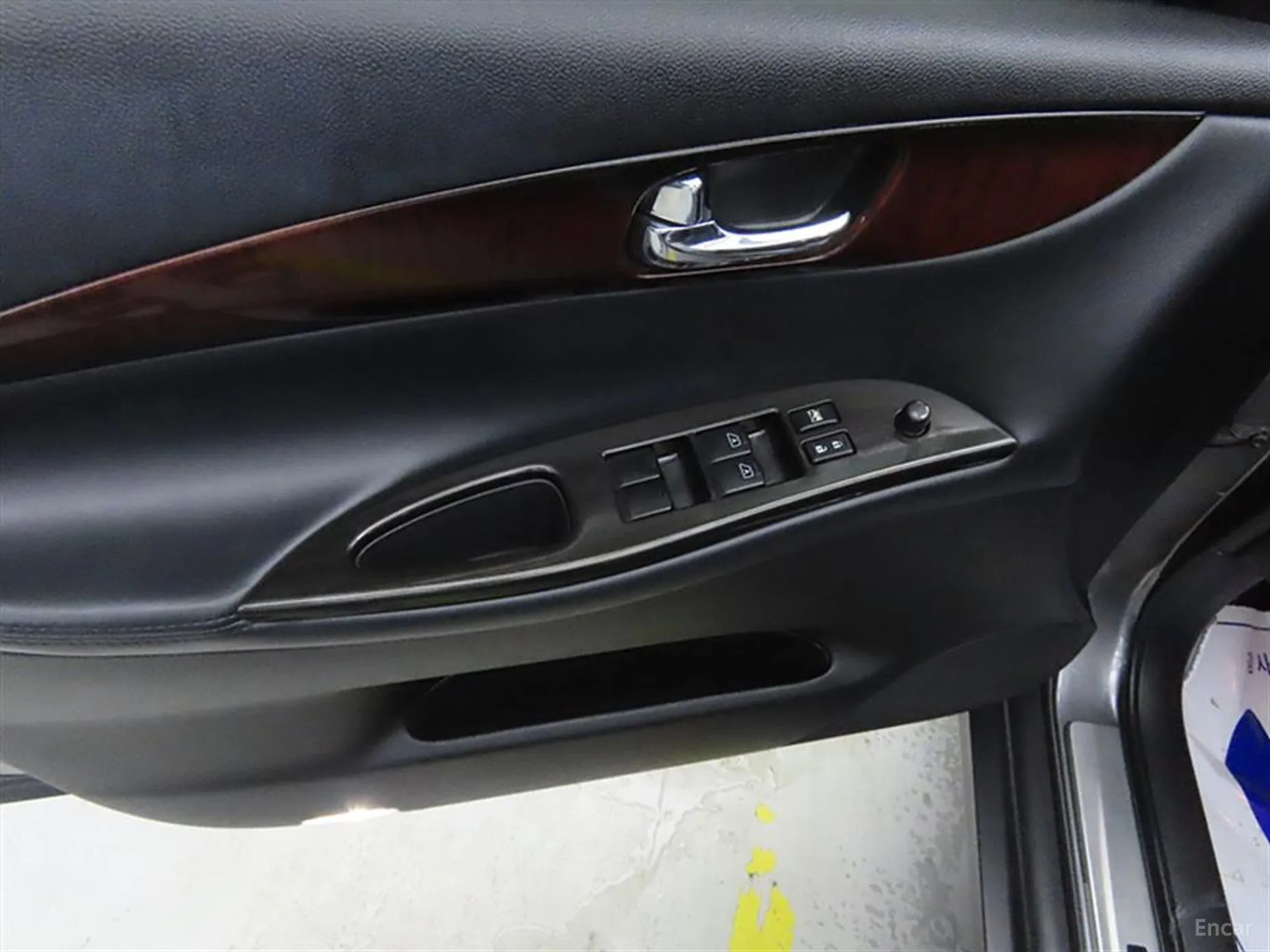 Infiniti EX35 превью 13