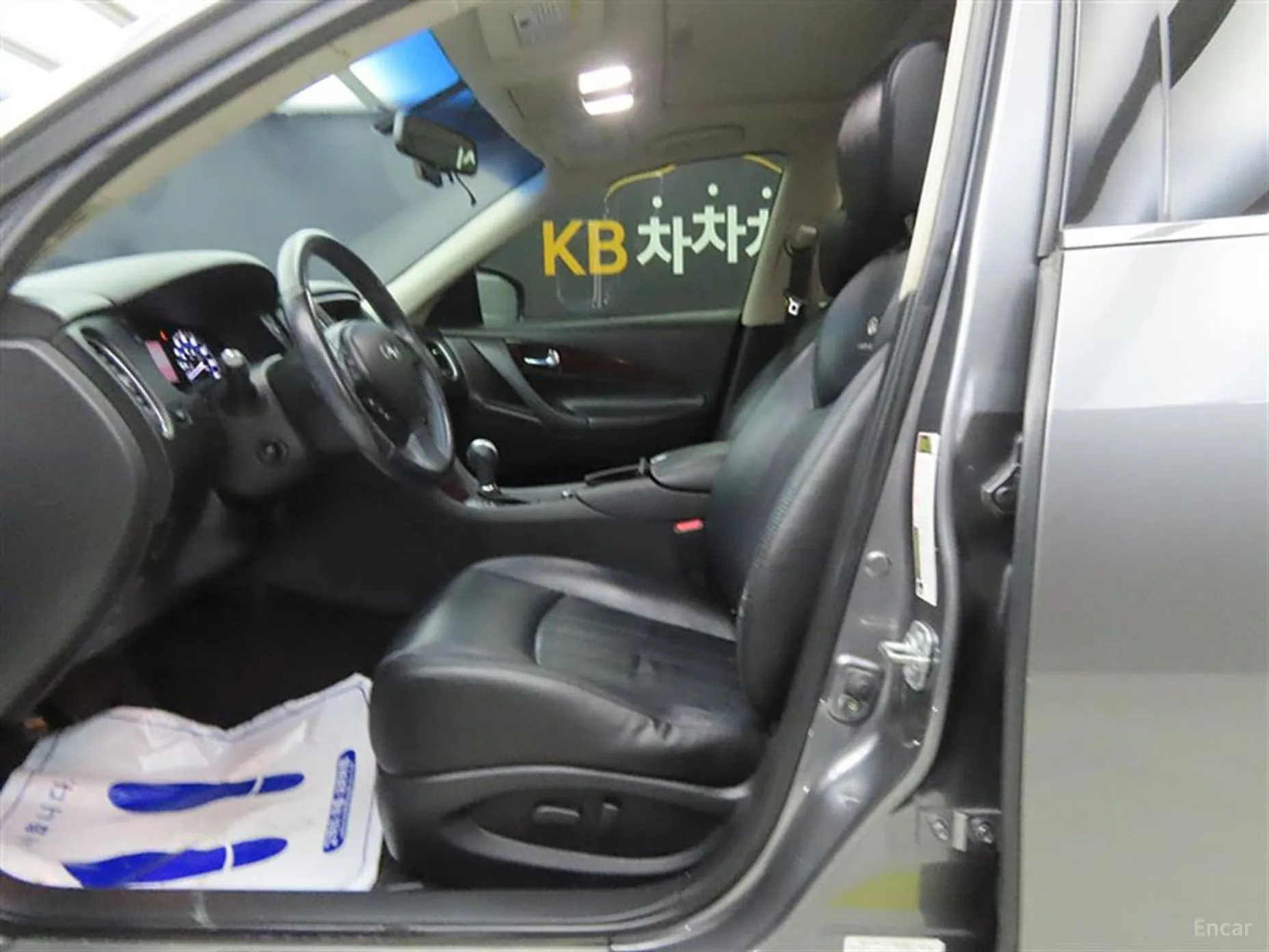 Infiniti EX35 превью 6