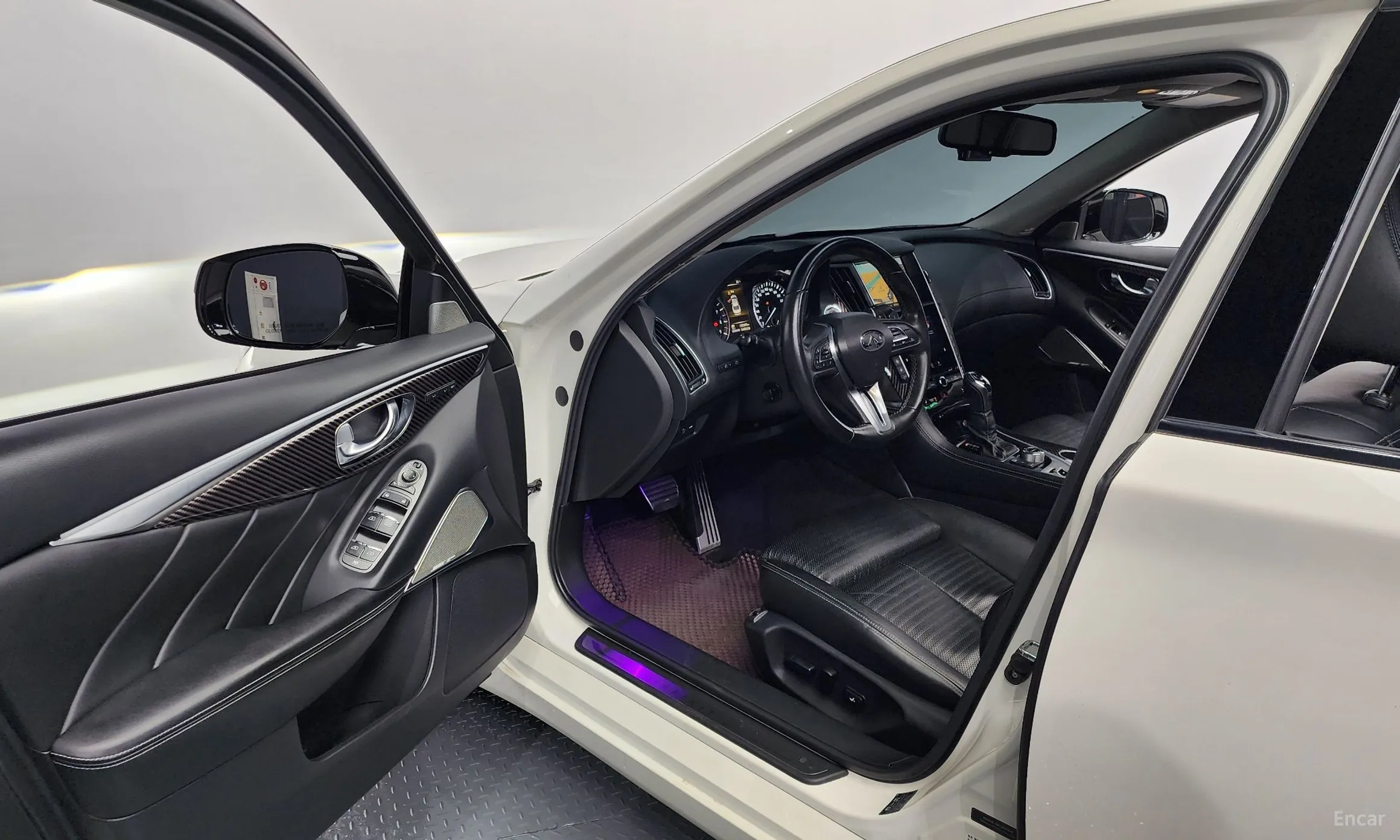 Infiniti Q50 превью 10
