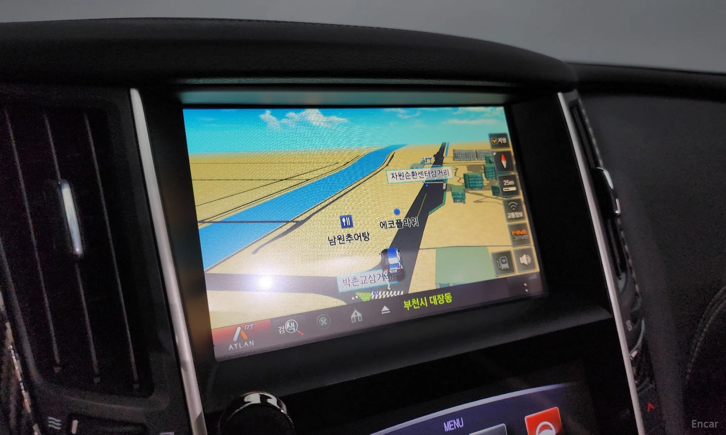 Infiniti Q50 превью 14