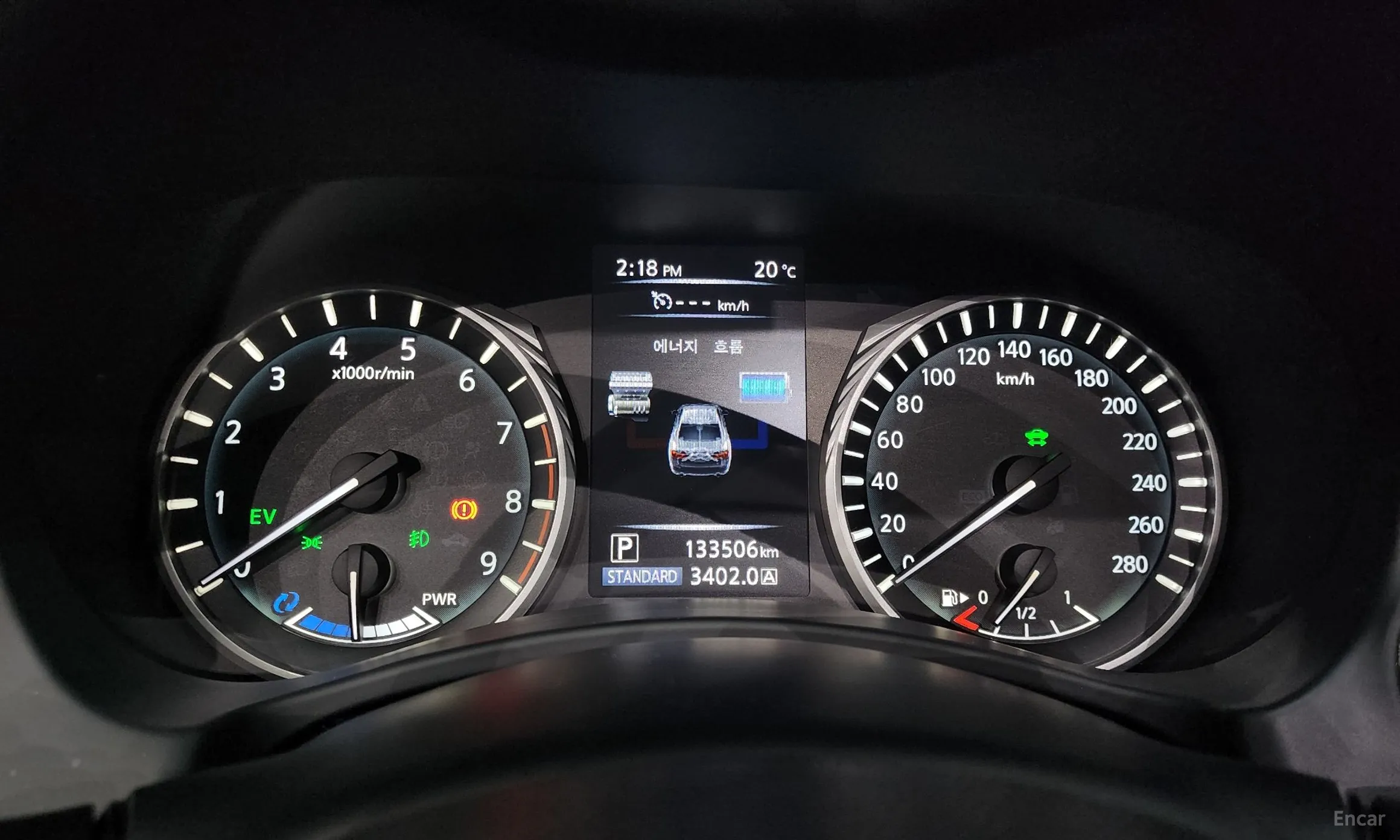 Infiniti Q50 превью 8
