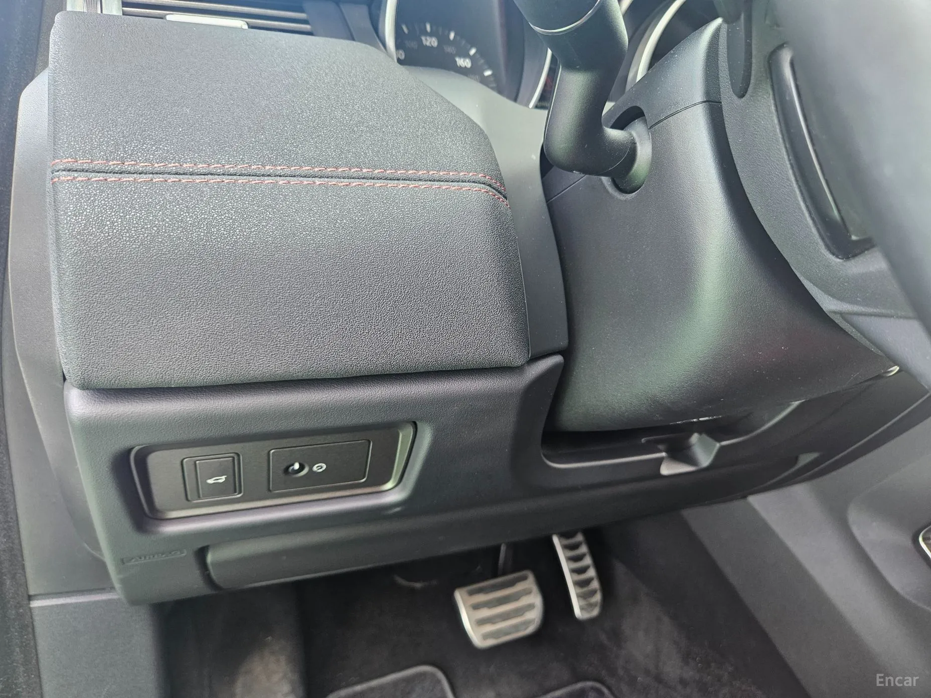 Land Rover Range Rover Evoque превью 14