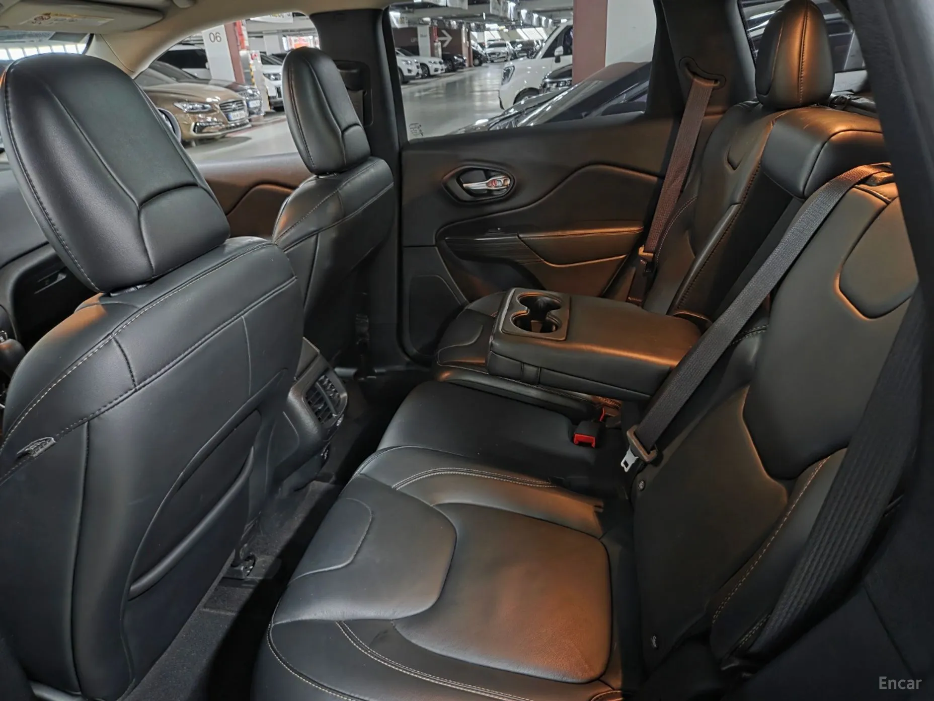 Jeep Cherokee (KL) превью 17