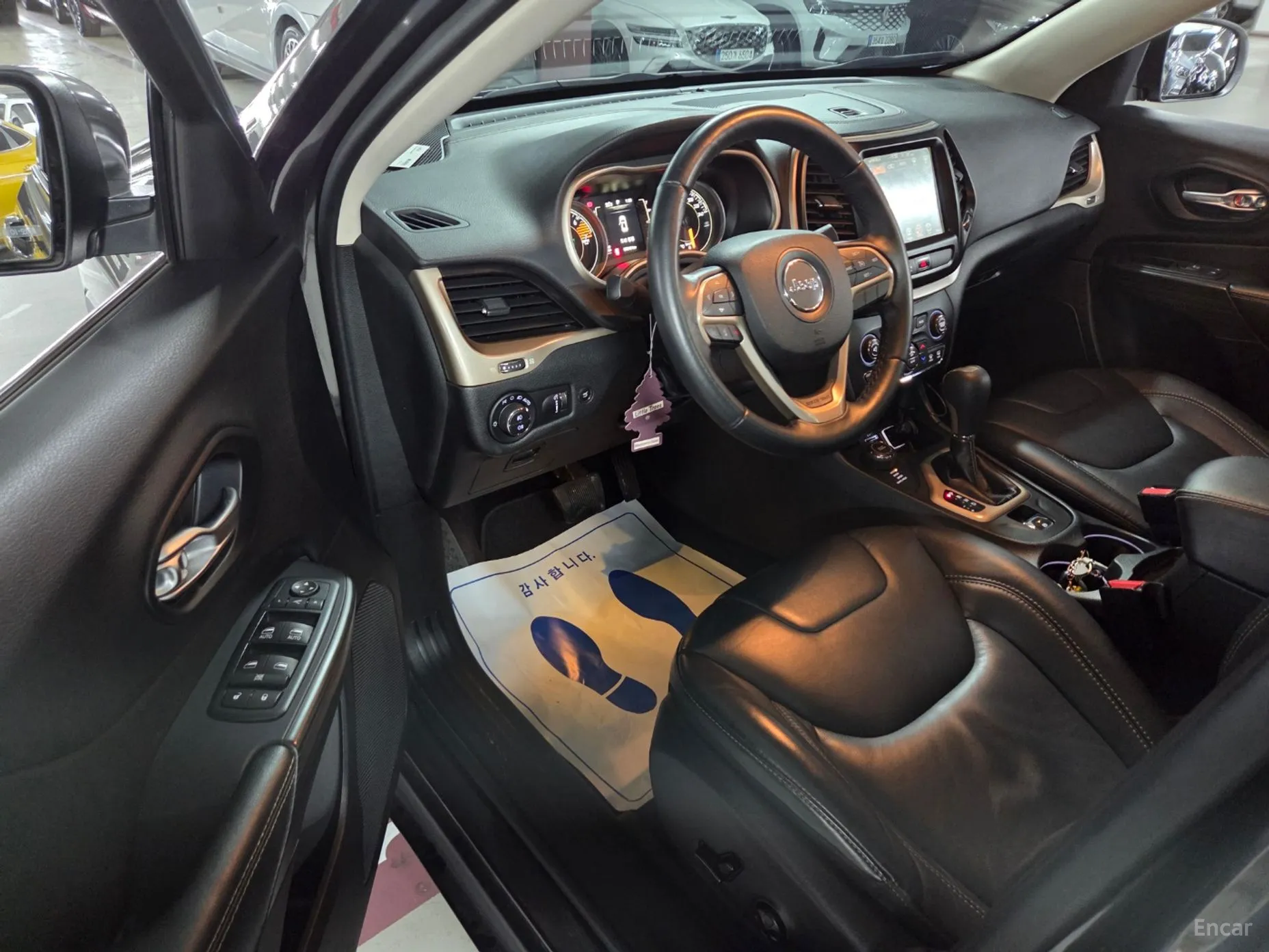 Jeep Cherokee (KL) превью 9